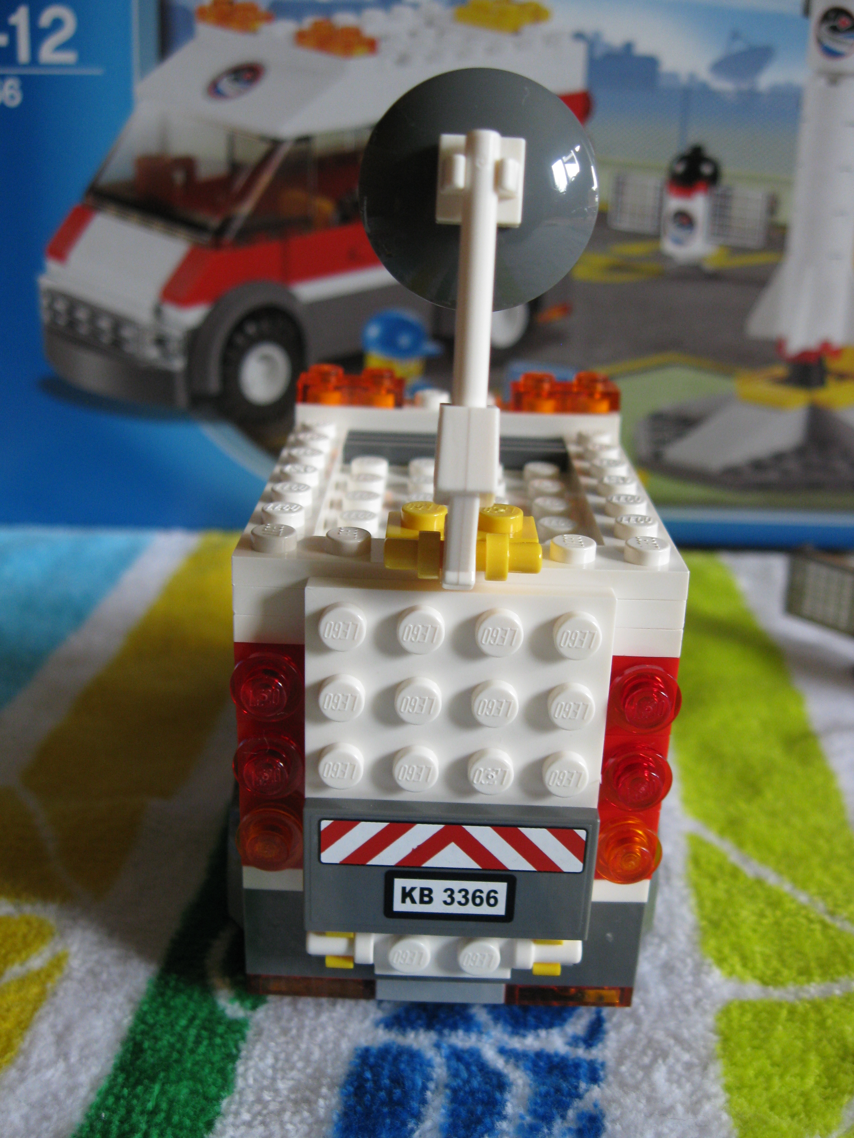 3366vanback.jpg
