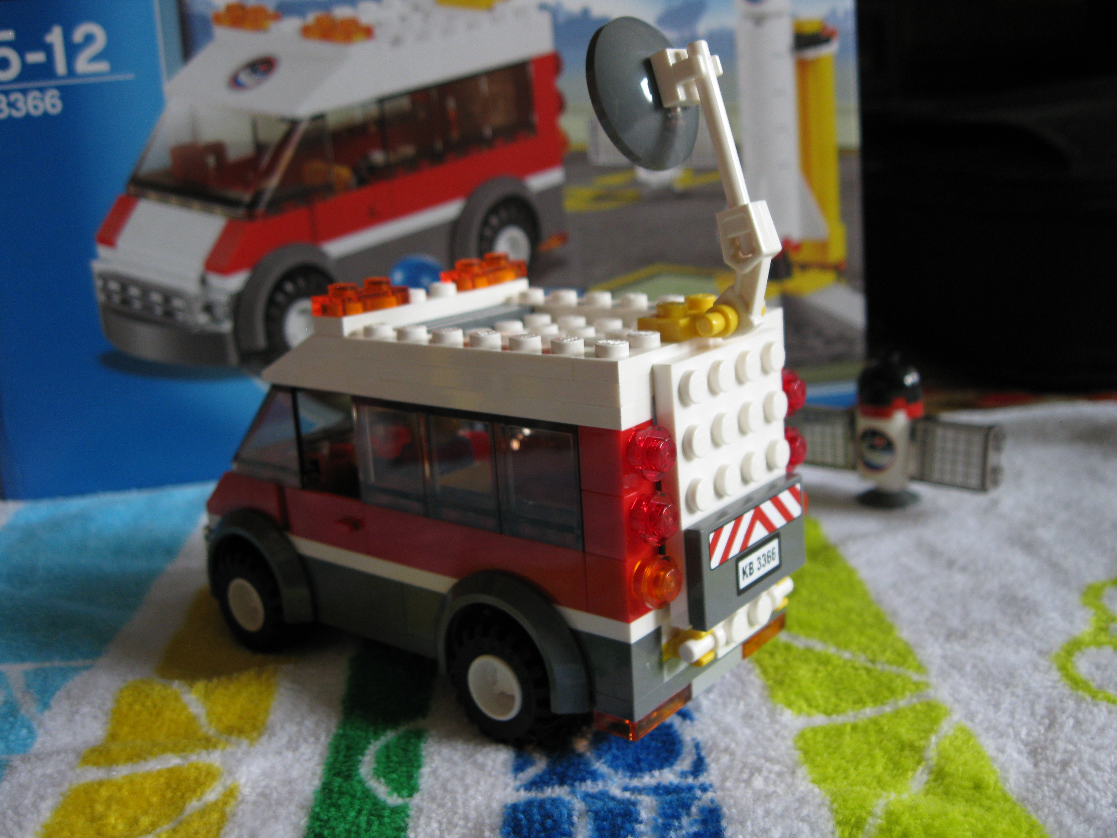 3366vanside2.jpg