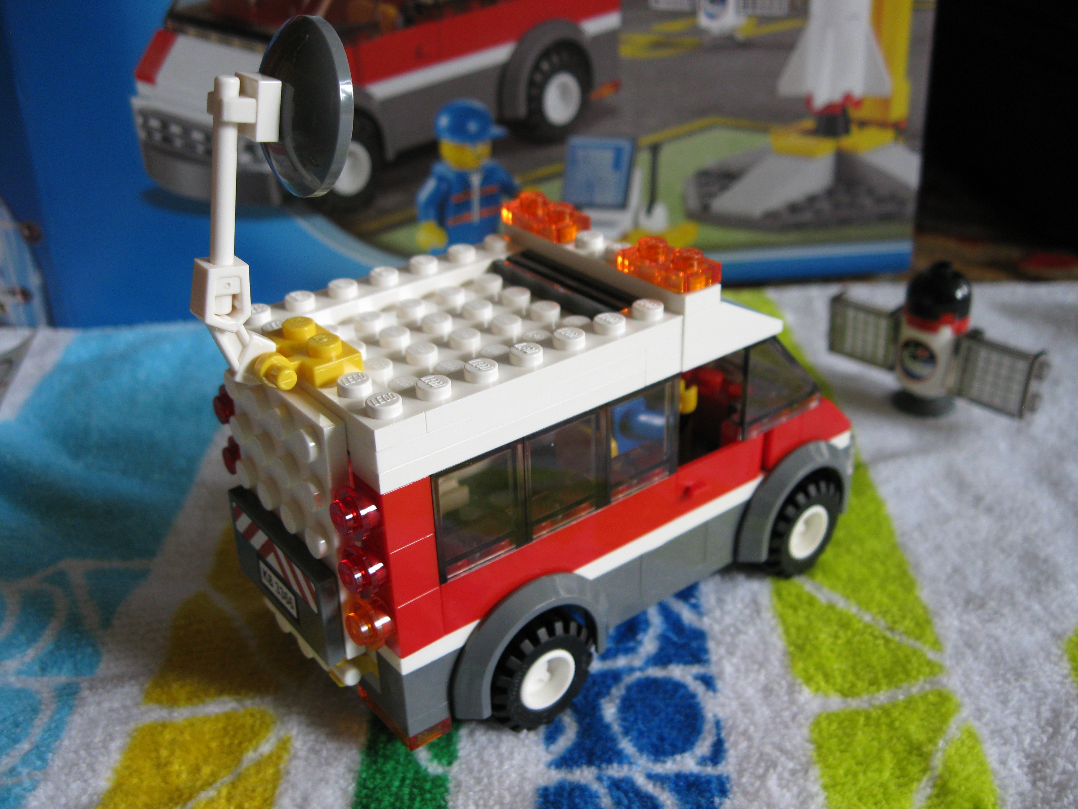 3366vanside4.jpg