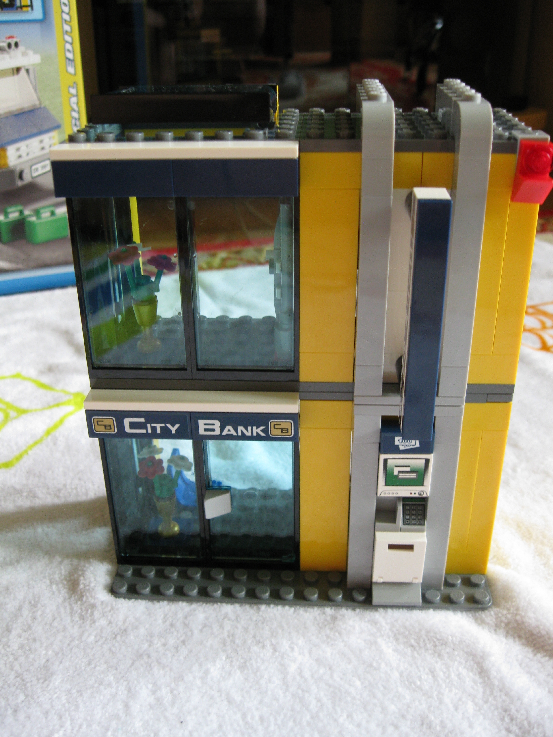 3661bankfront.jpg