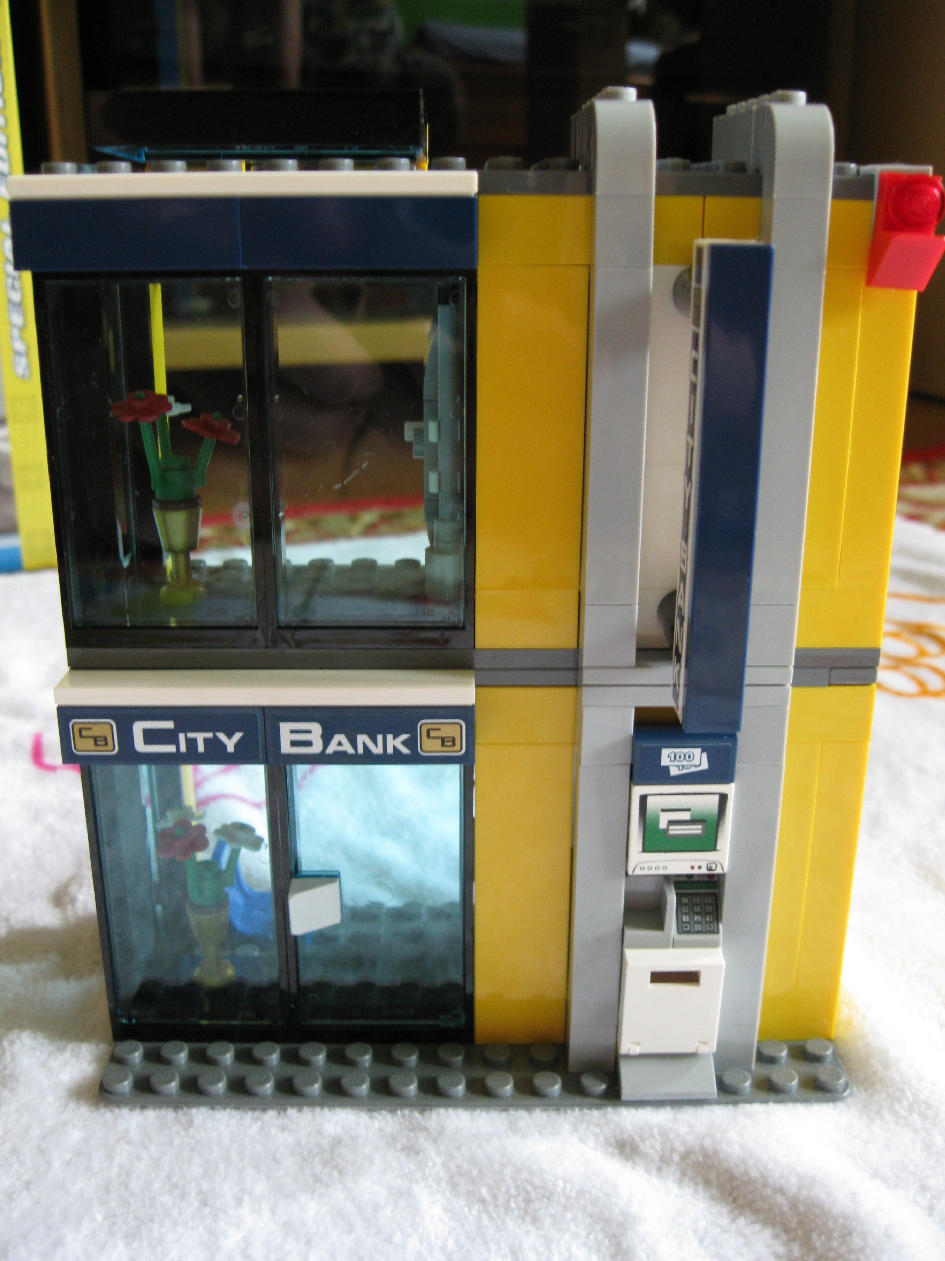 3661bankfront2.jpg