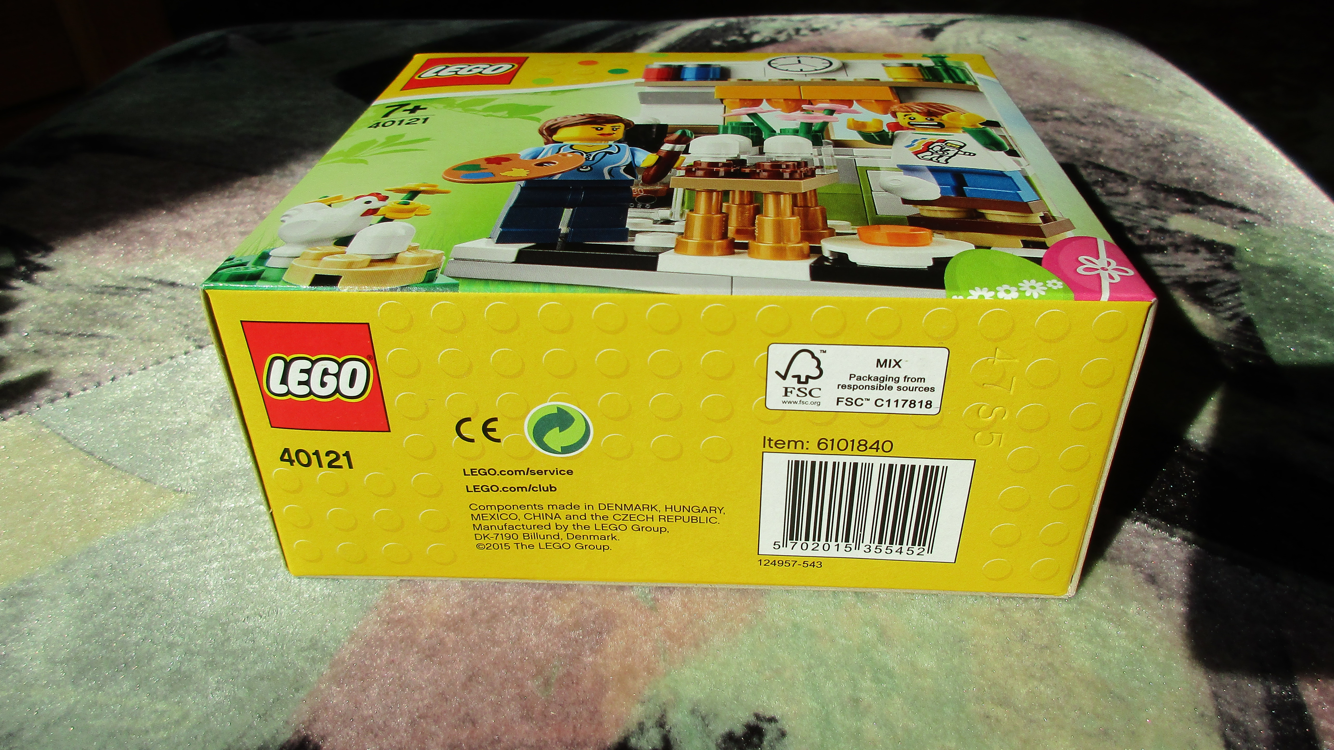 40121box7.jpg
