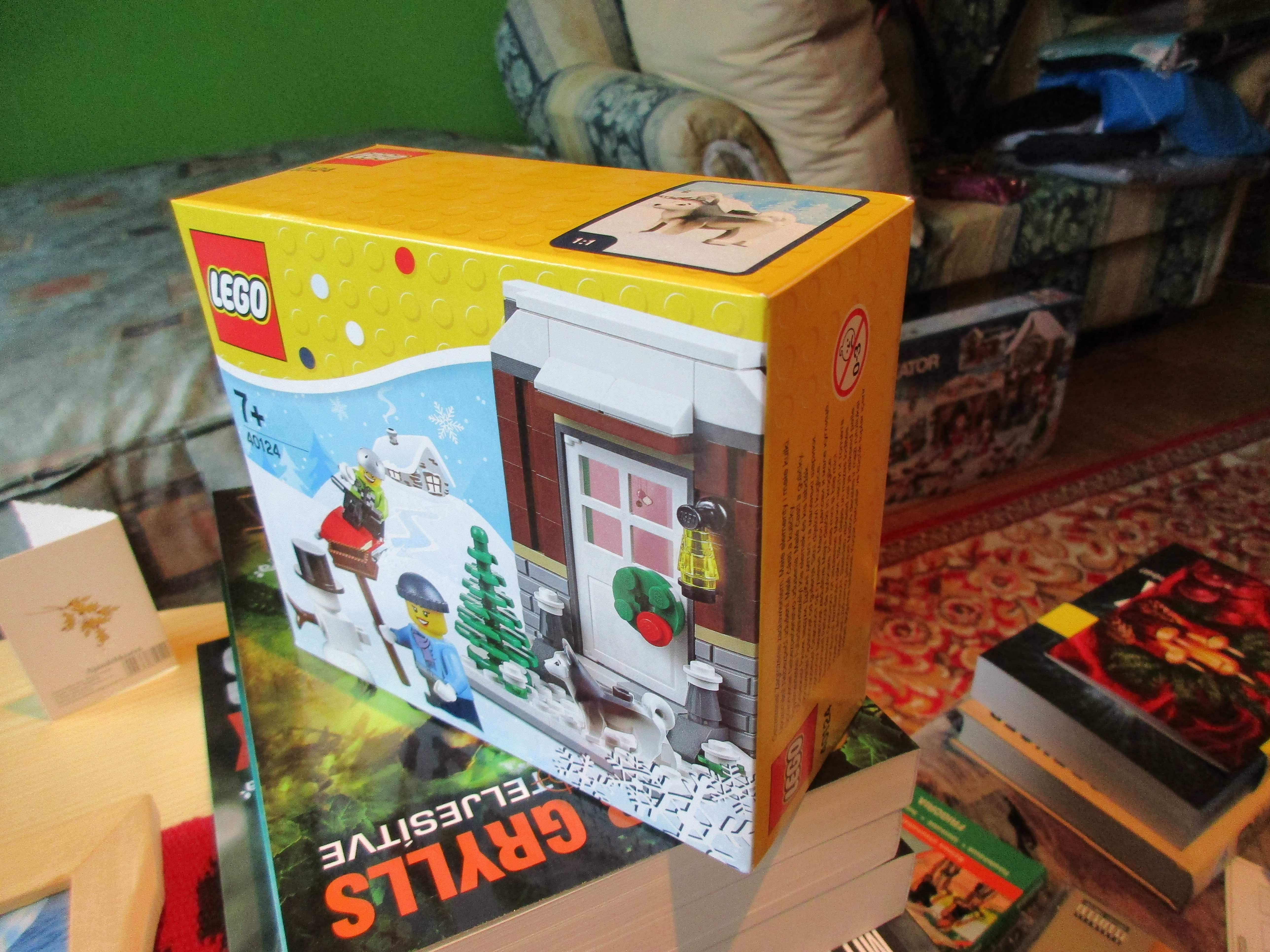 40124box2.jpg