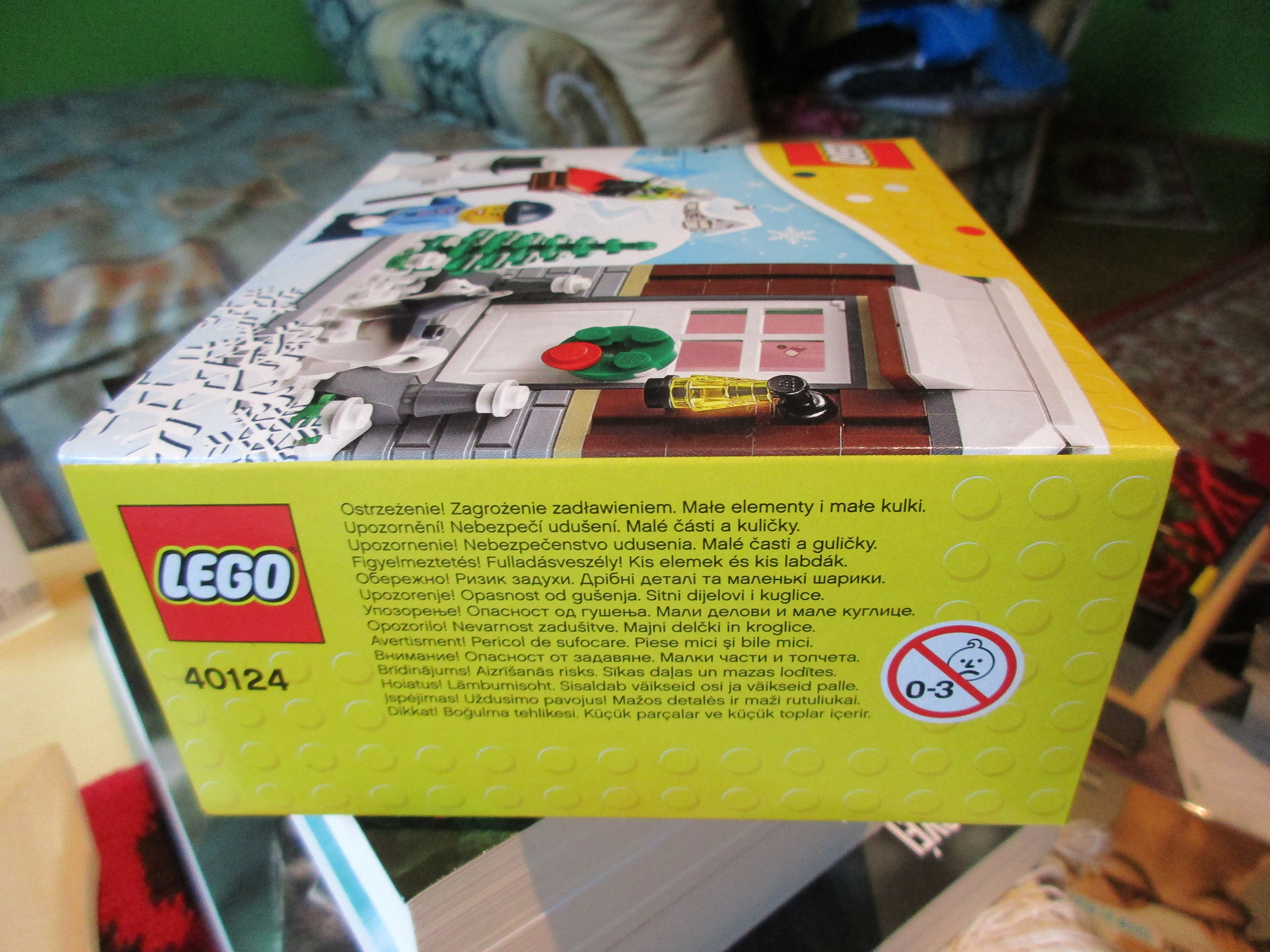 40124box7.jpg