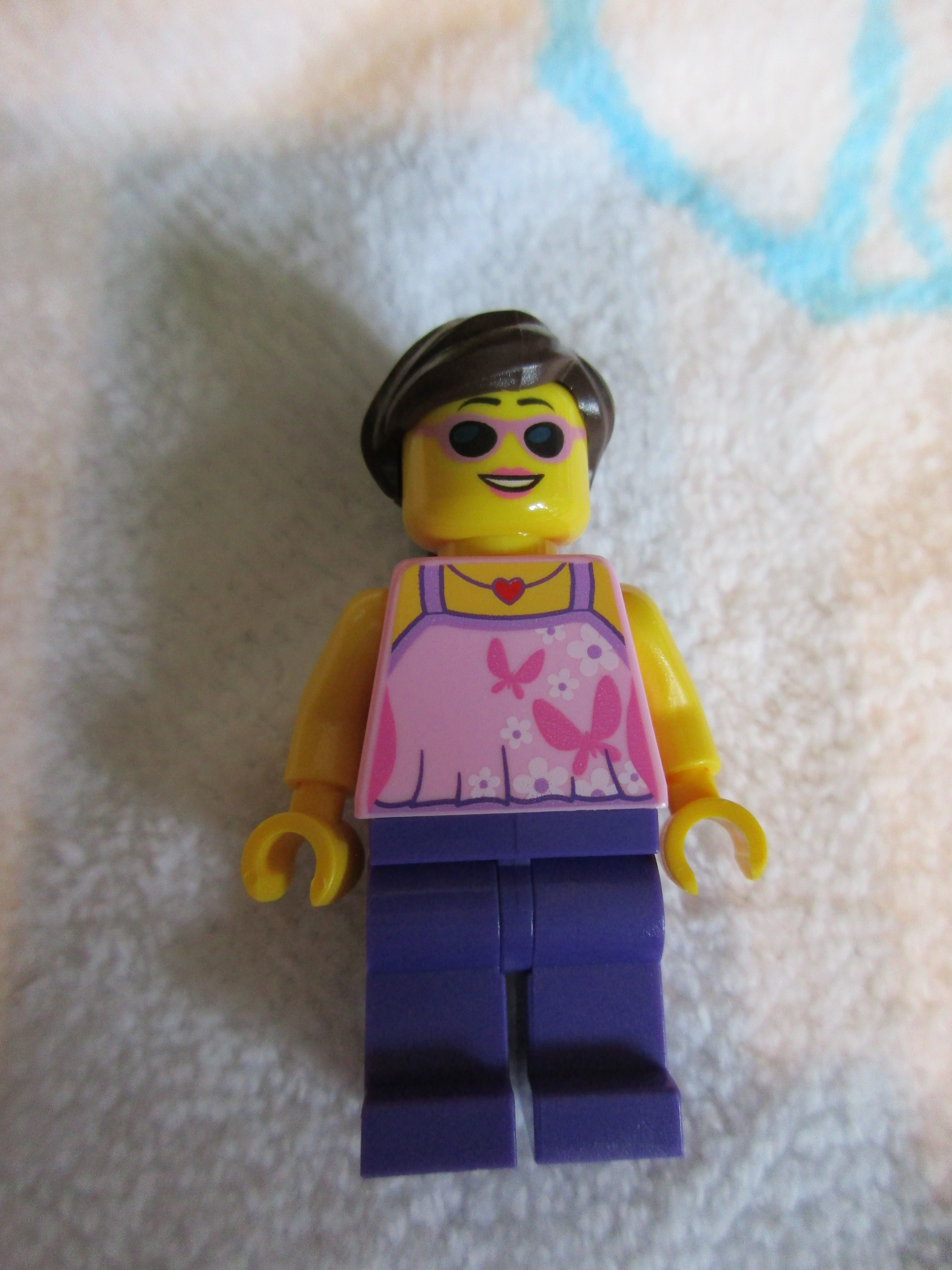 40236minifigure3.jpg