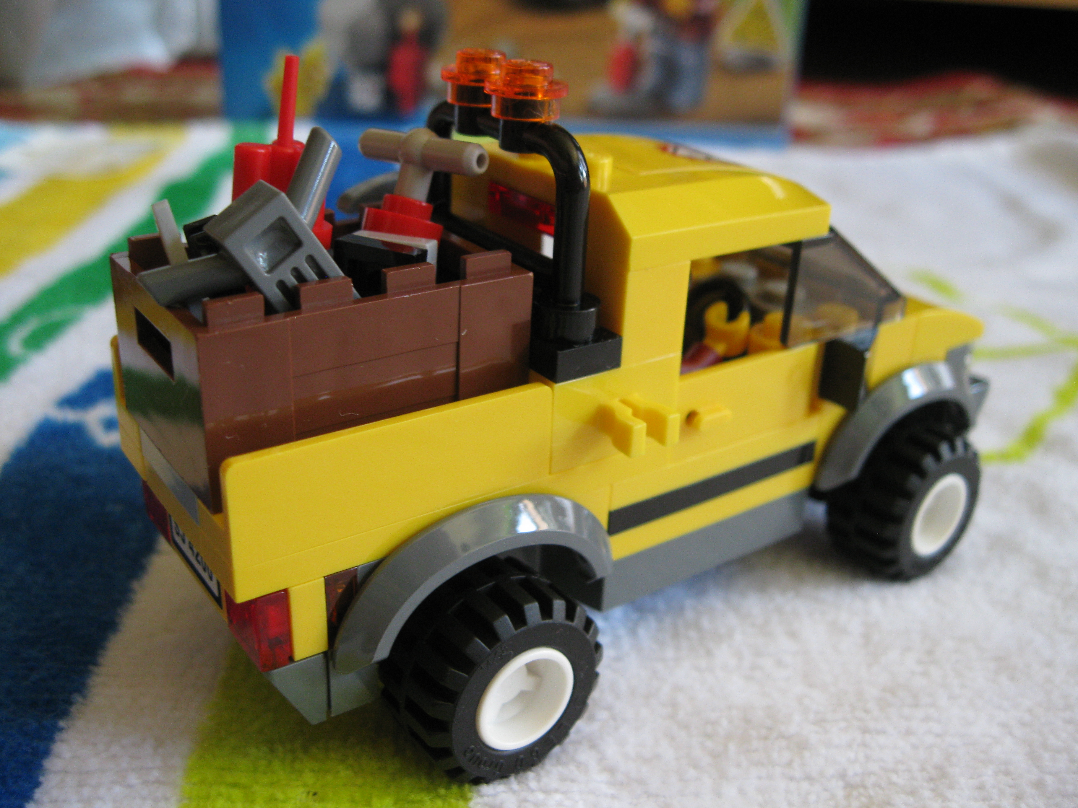 4200car13.jpg
