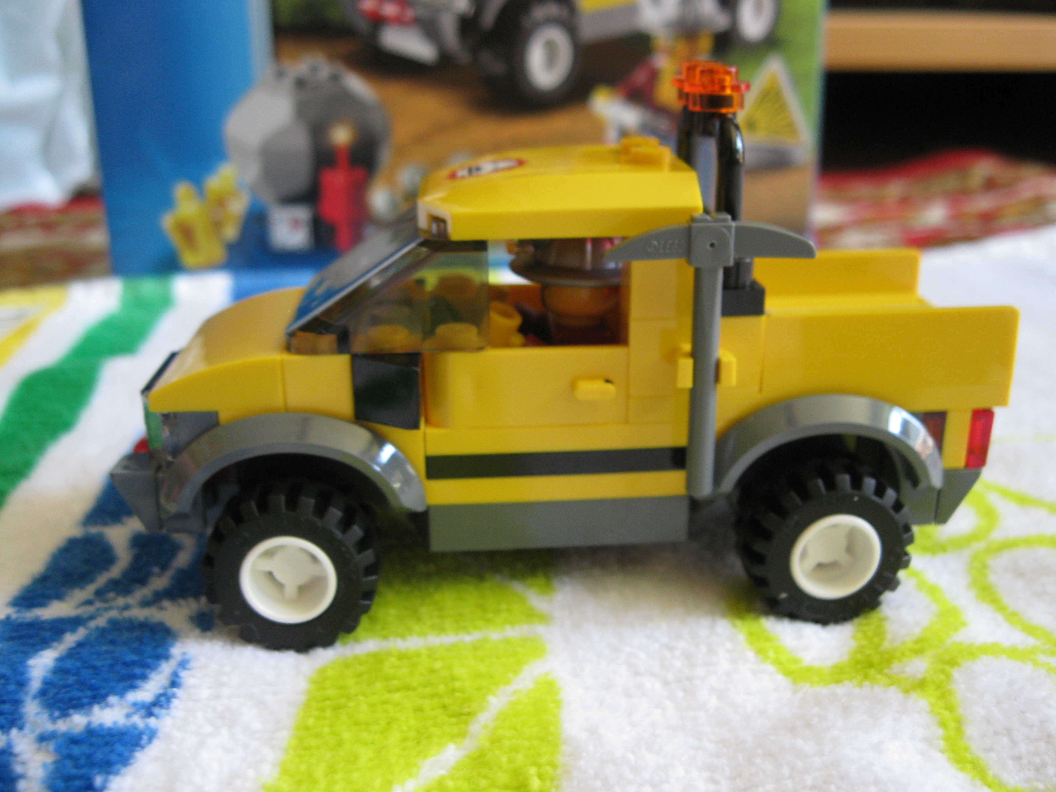 4200car2.jpg