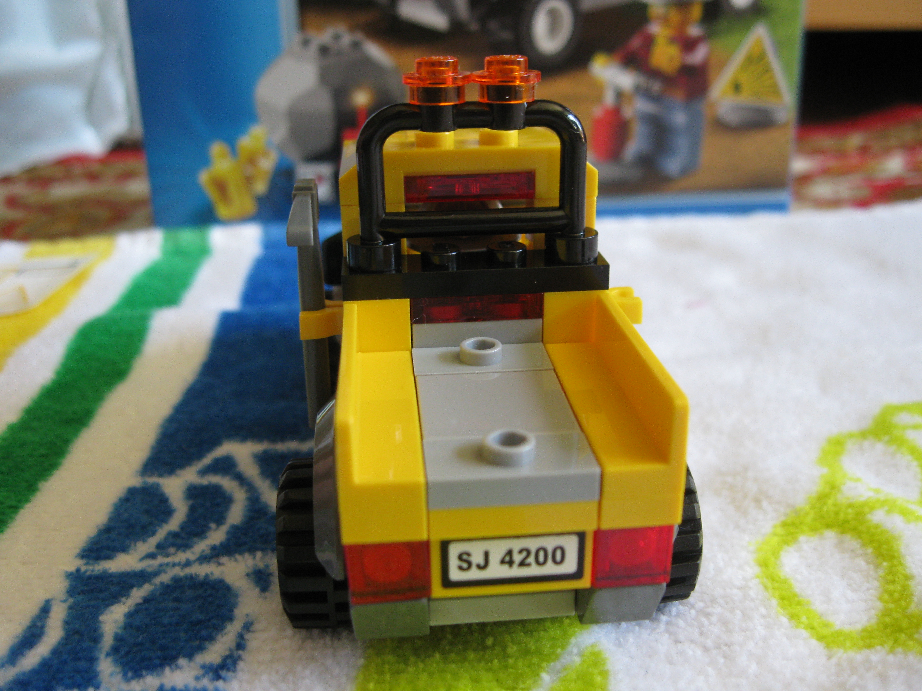 4200car7.jpg