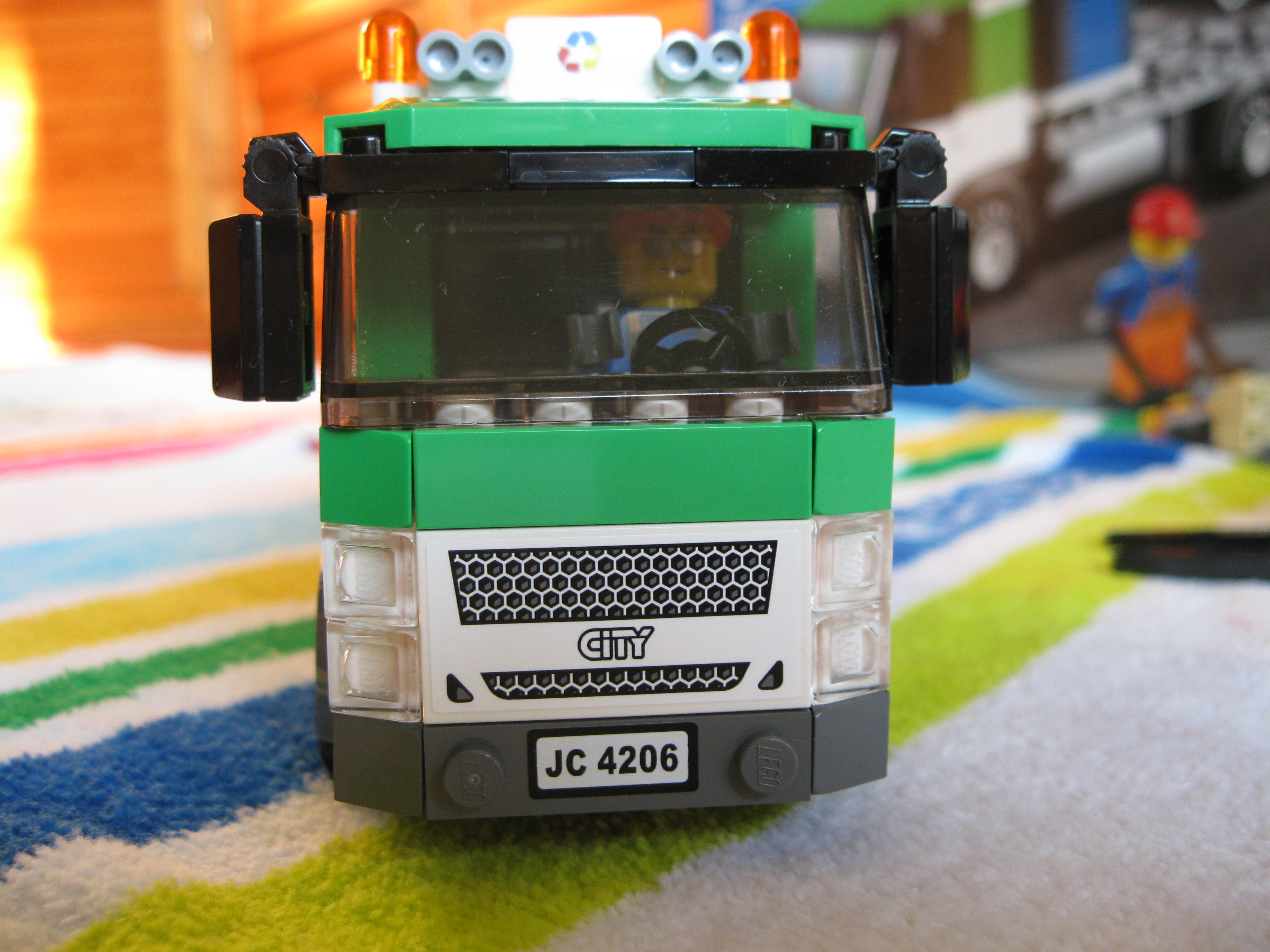 4206truckfront.jpg