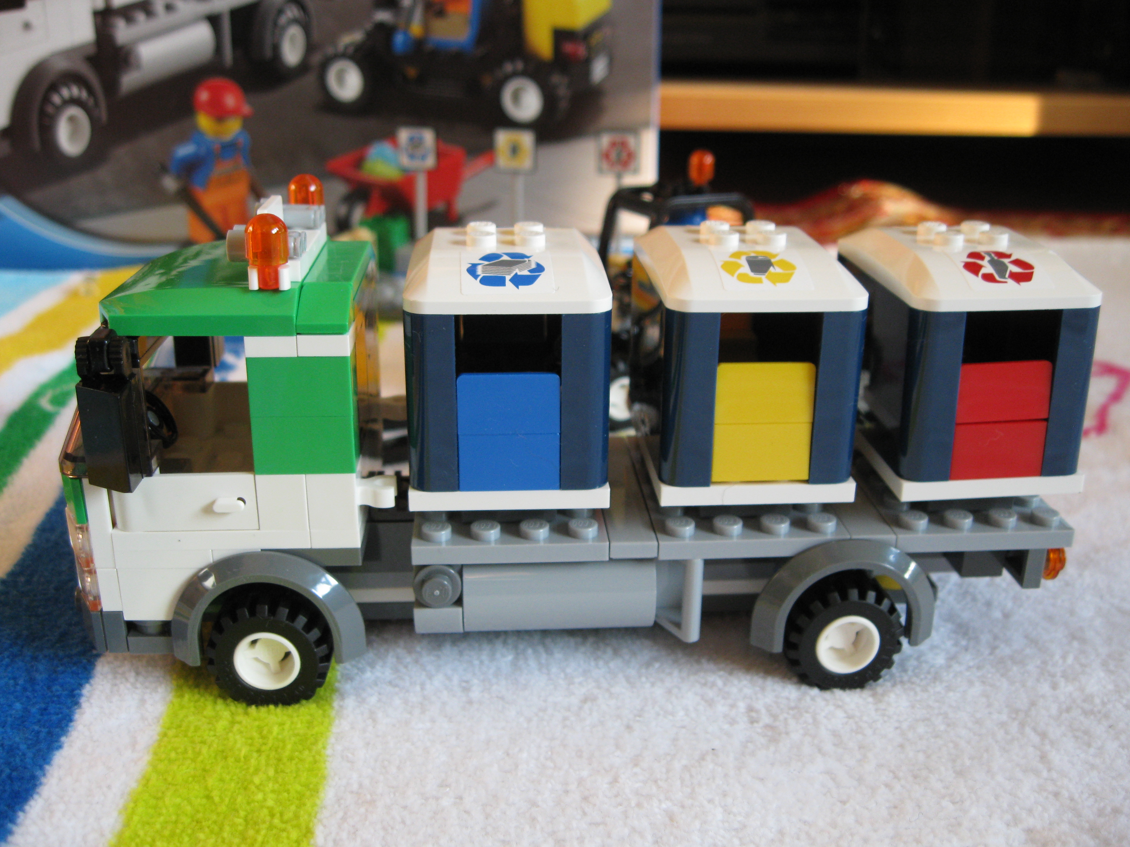 4206truckleft2.jpg