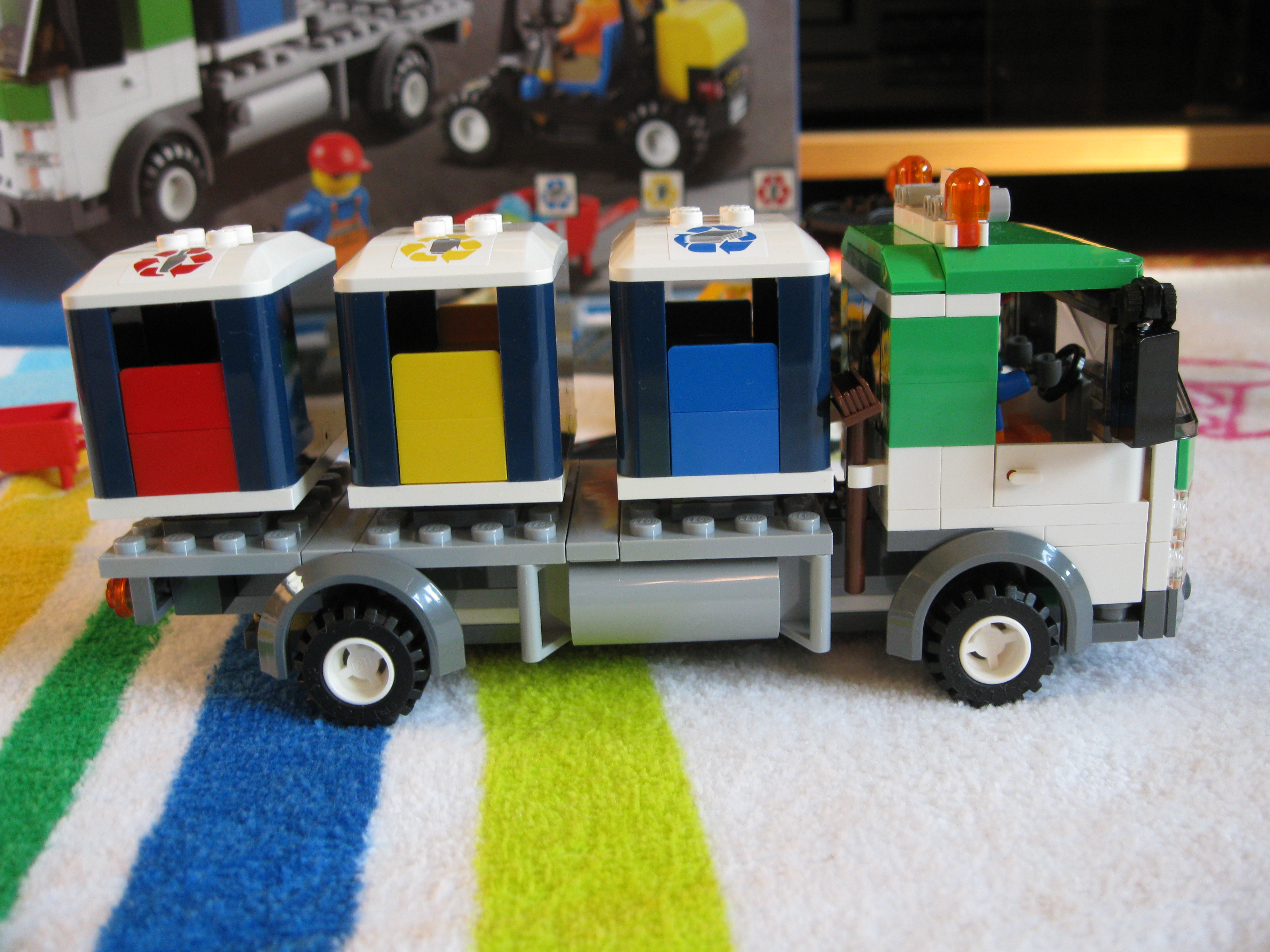 4206truckright.jpg