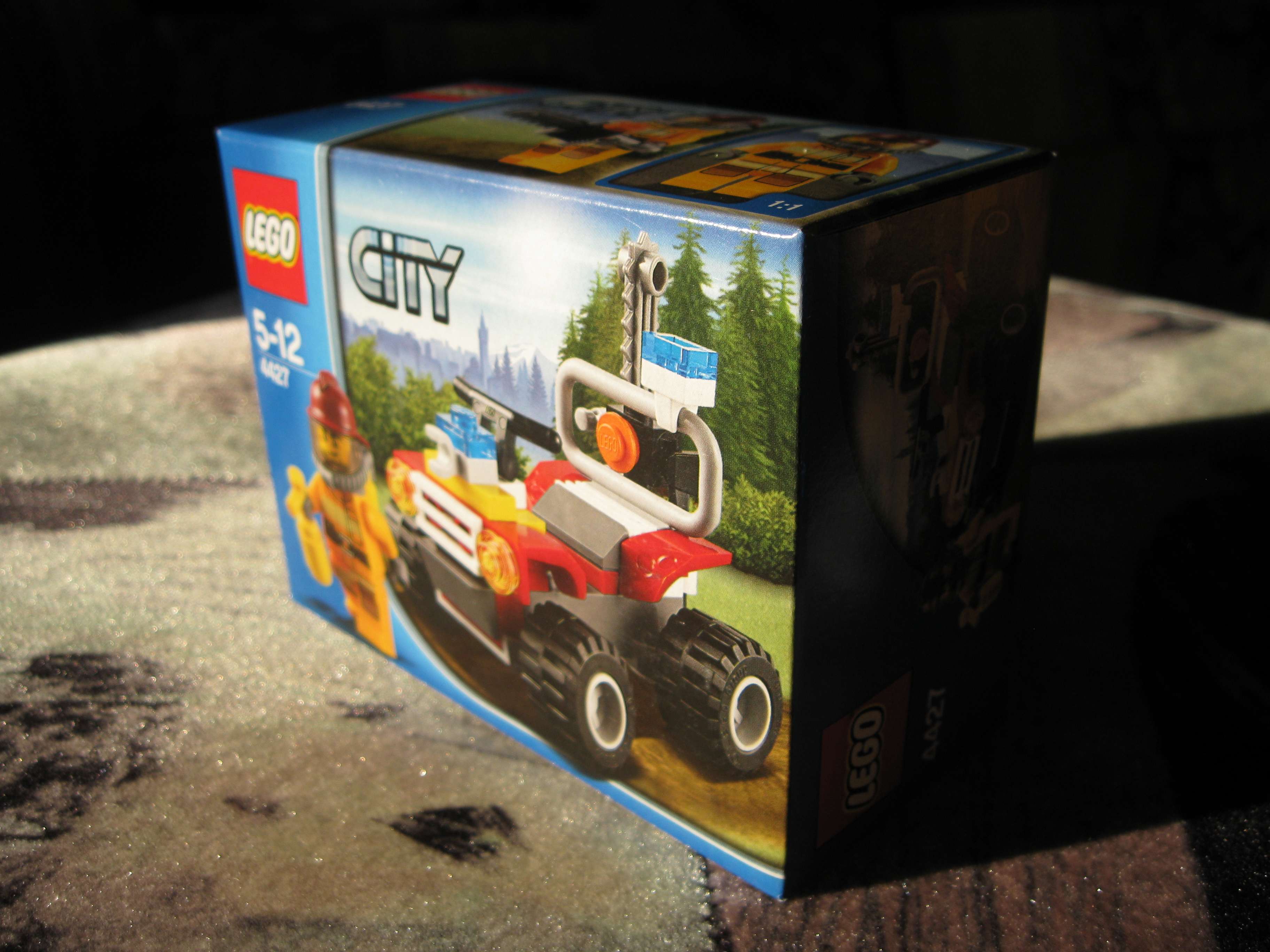 4427box2.jpg