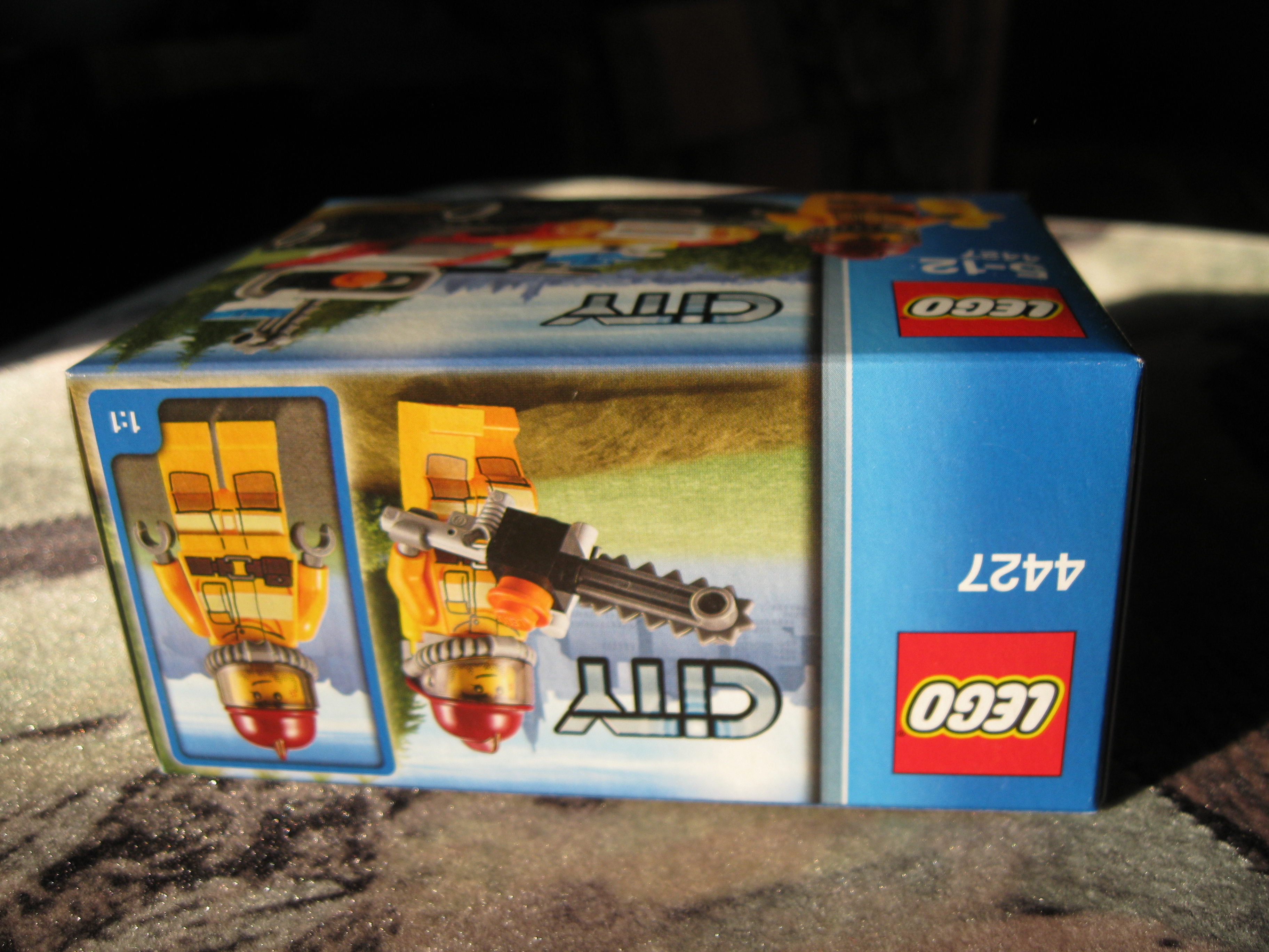 4427box8.jpg