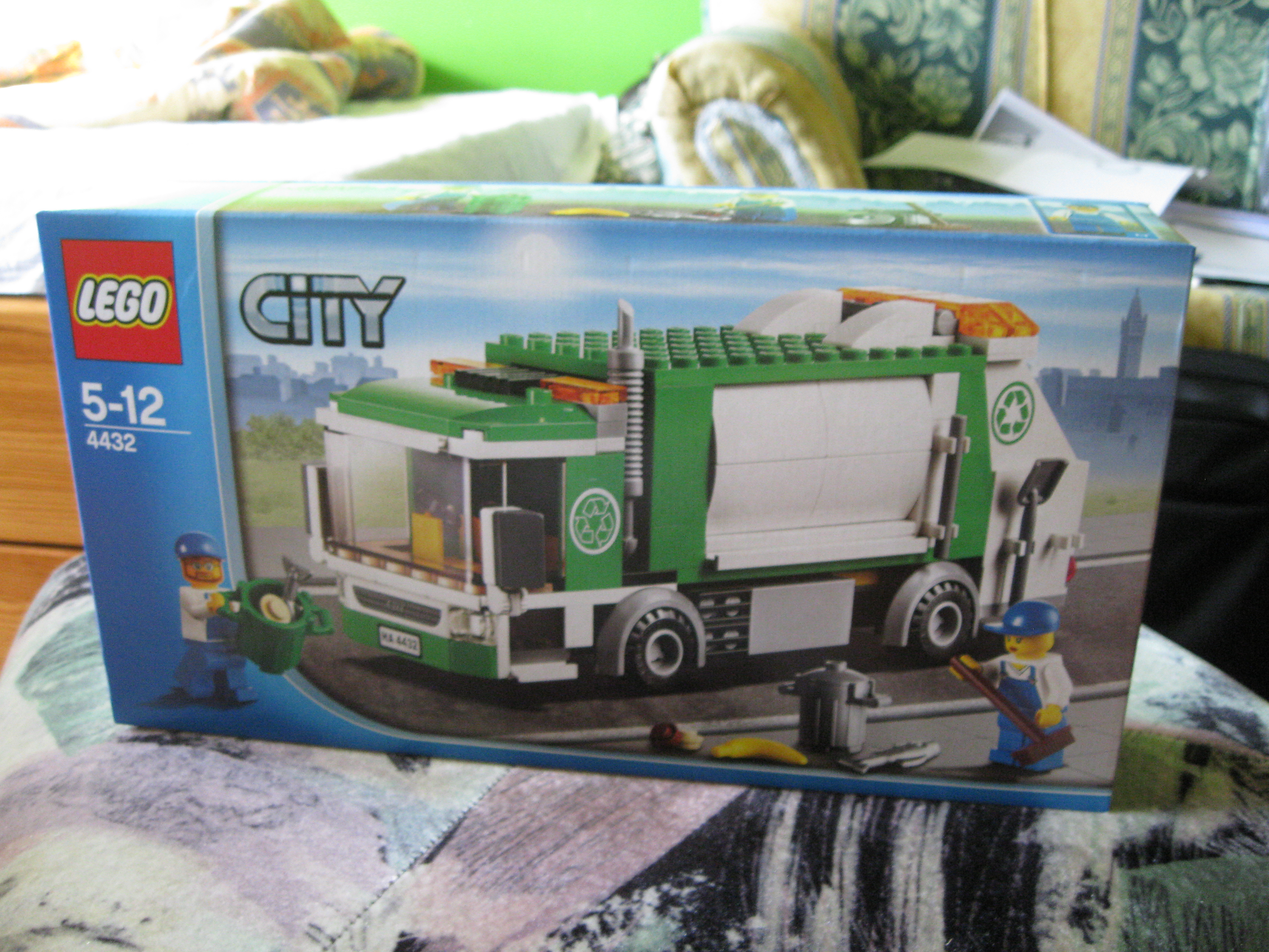 4432box3.jpg