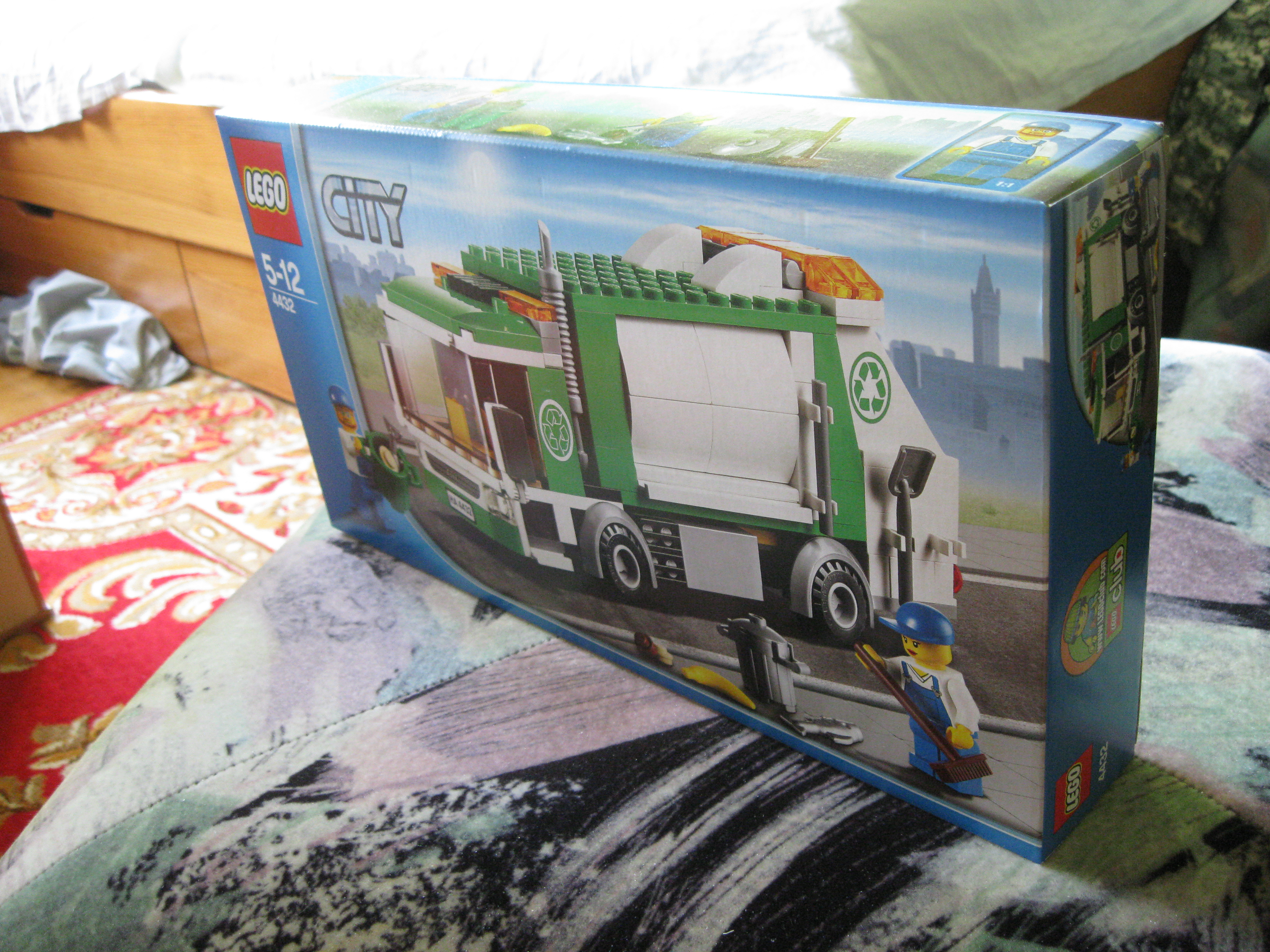 4432box4.jpg