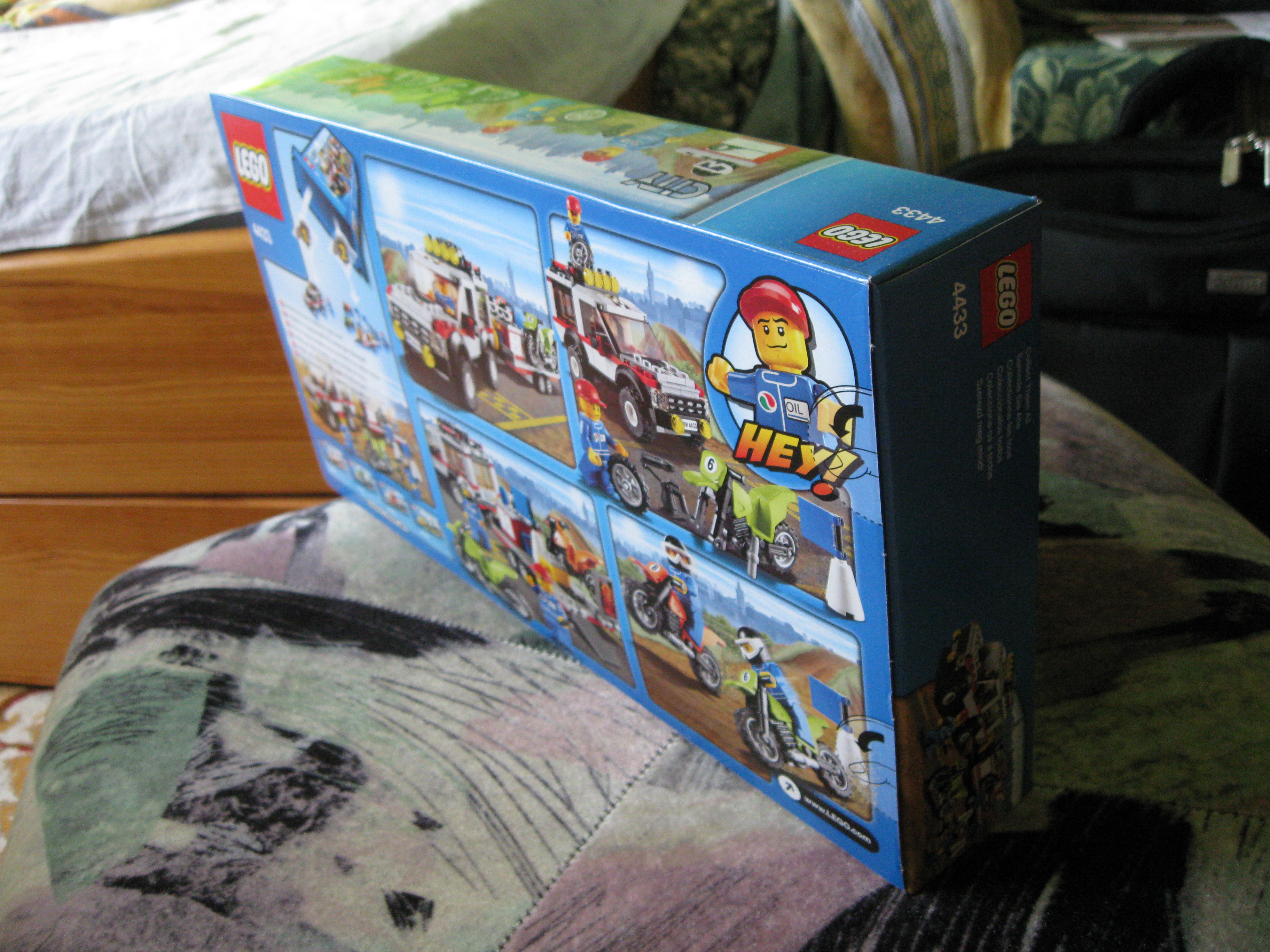4433box4.jpg