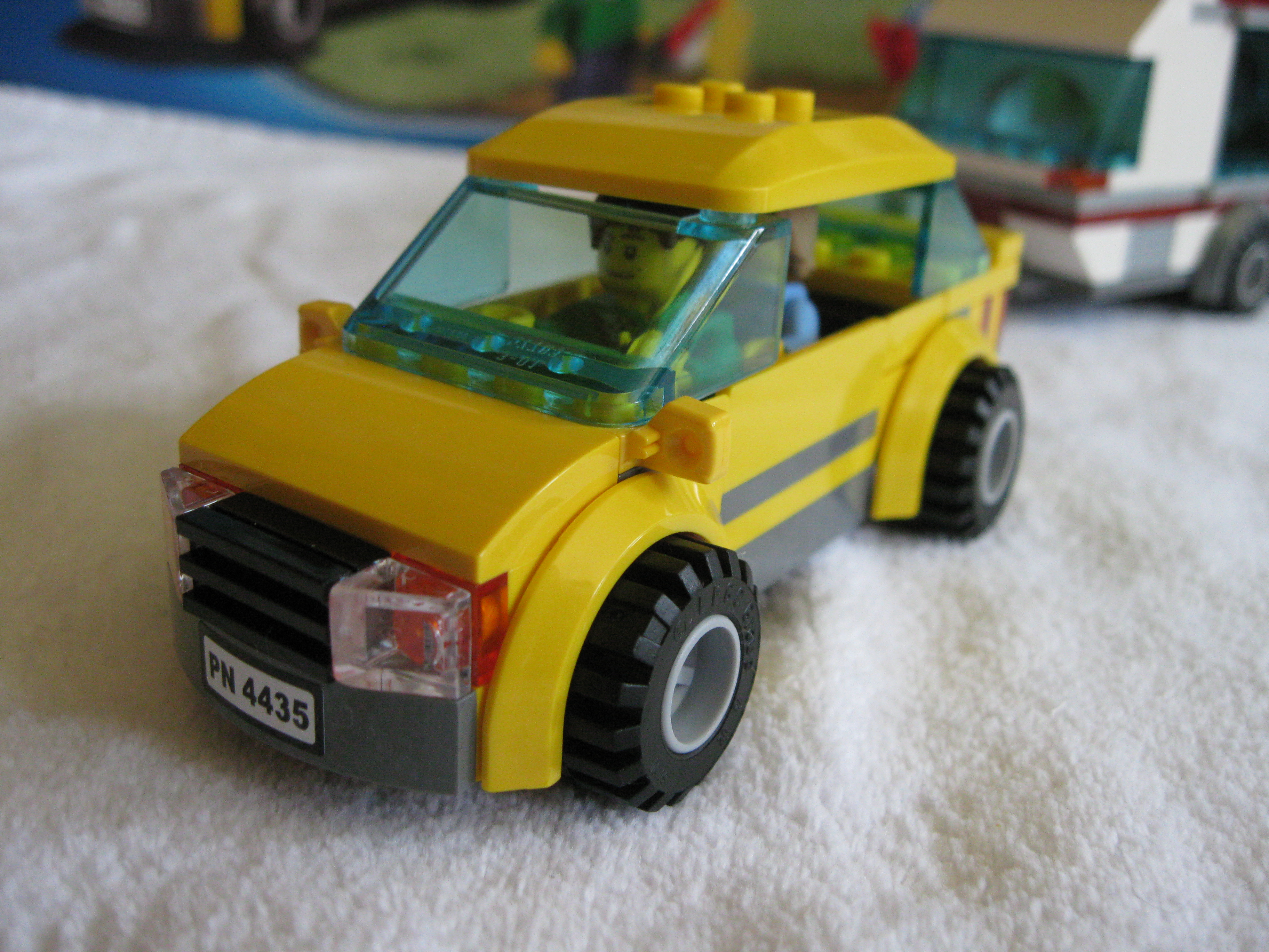 4435car.jpg