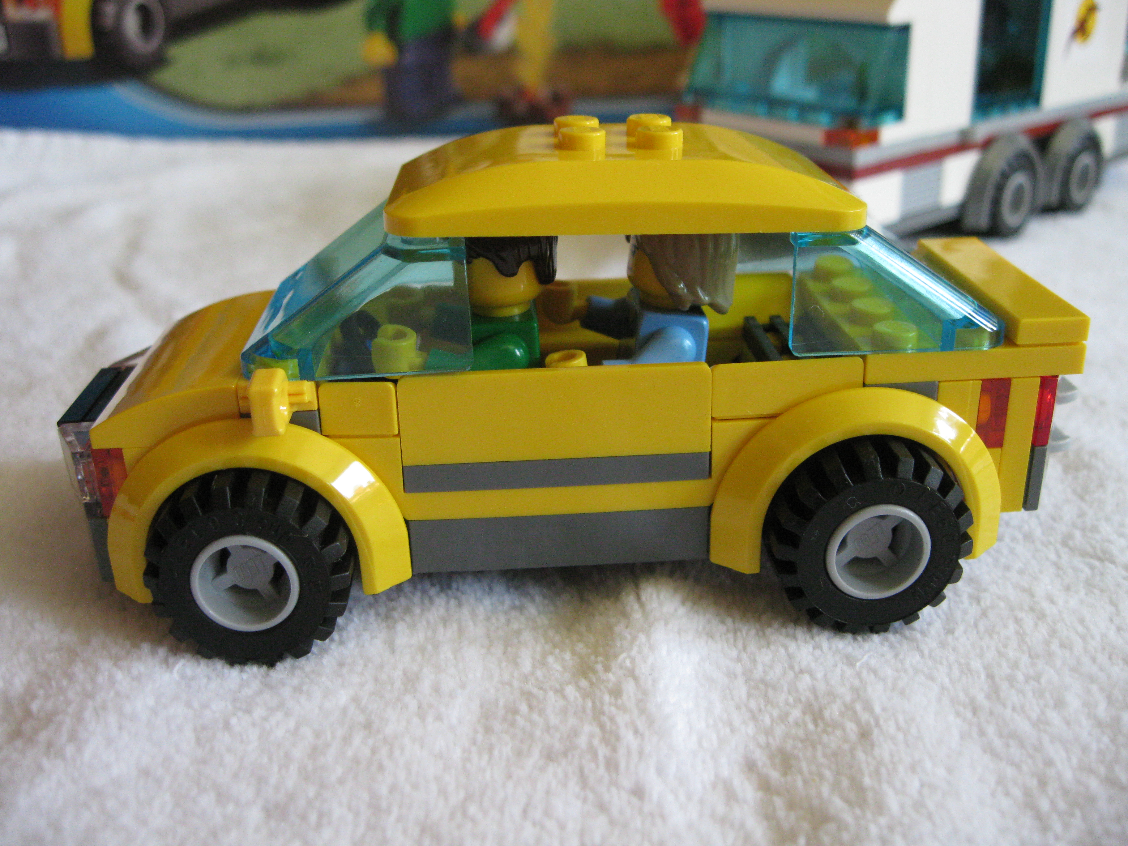 4435car2.jpg