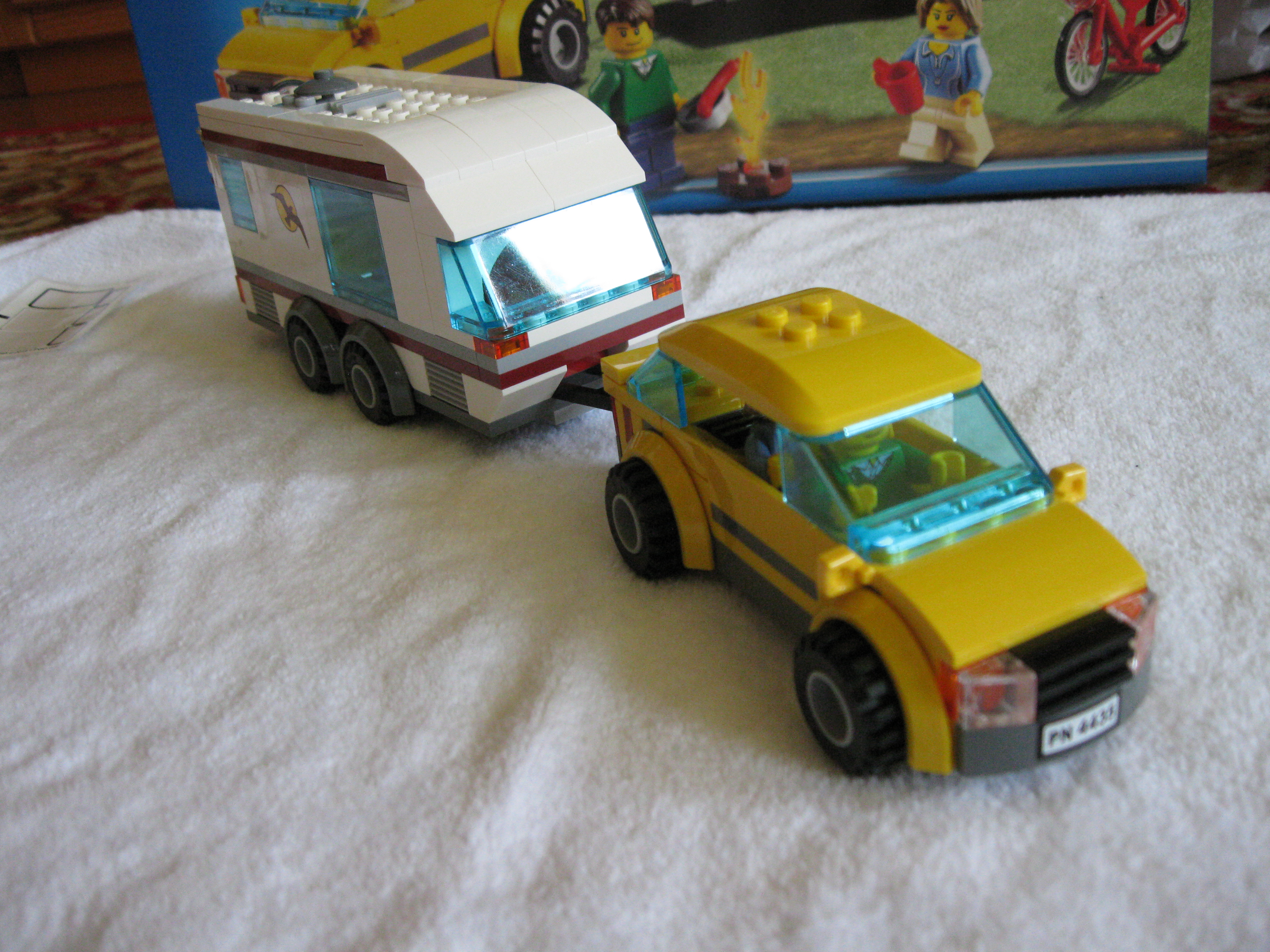 4435carwithcaravan11.jpg