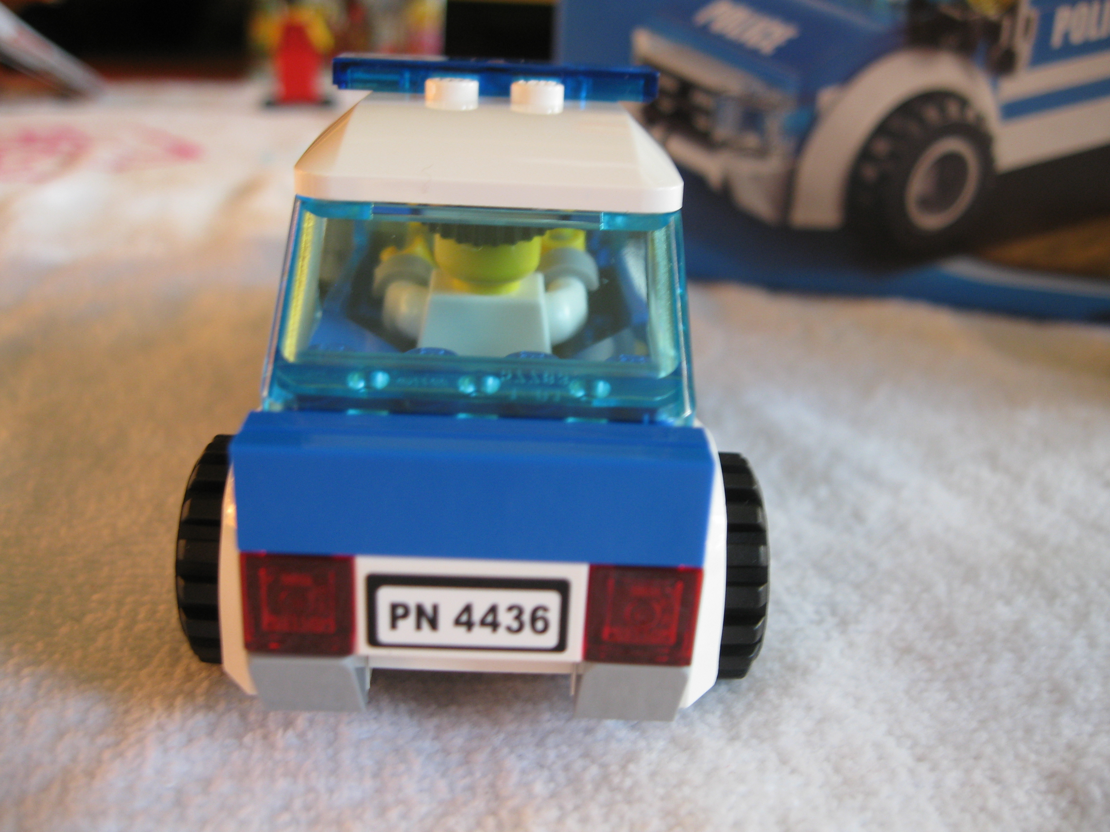 4436carback.jpg