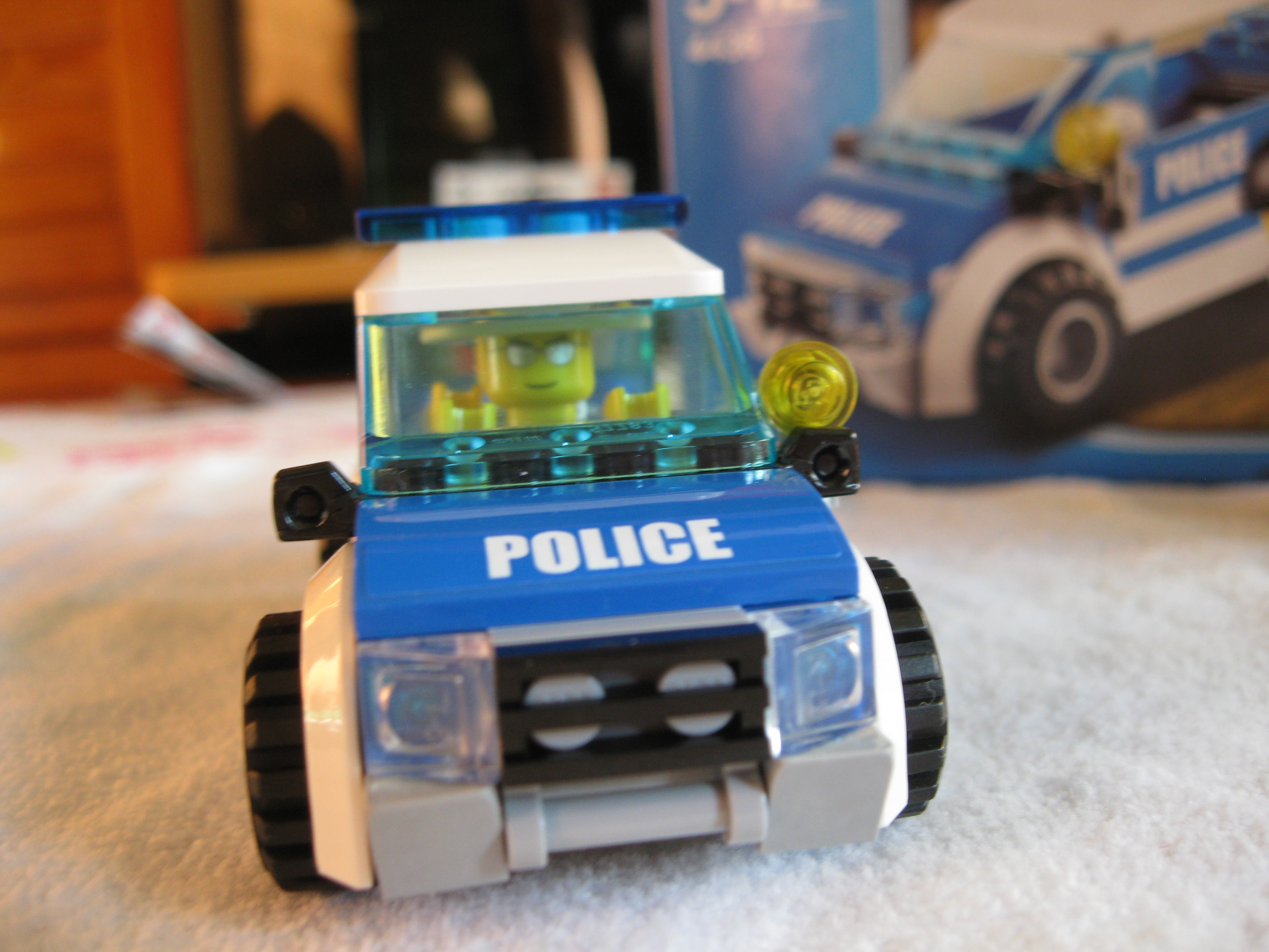 4436carfront.jpg