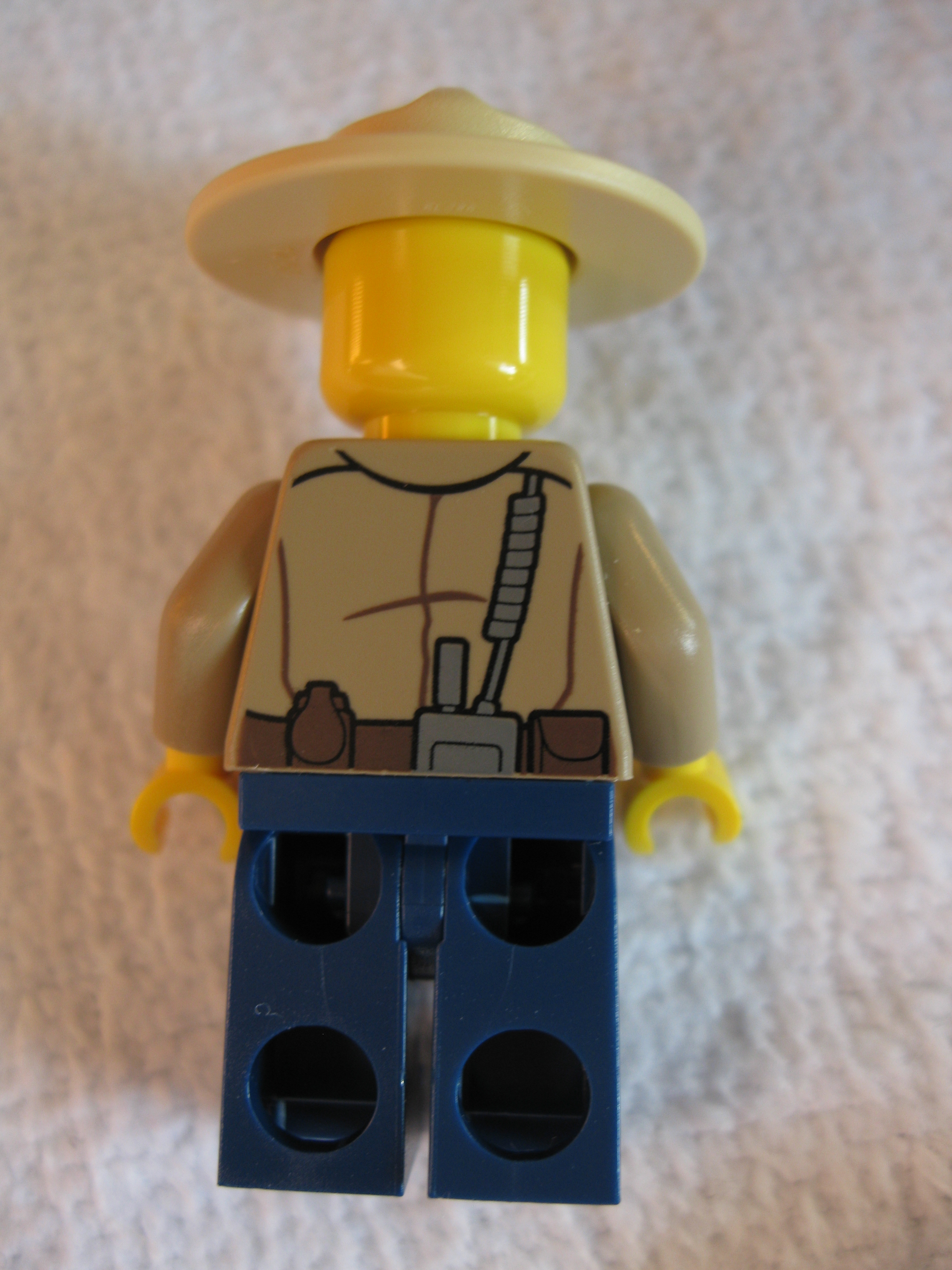 4436policeman2.jpg