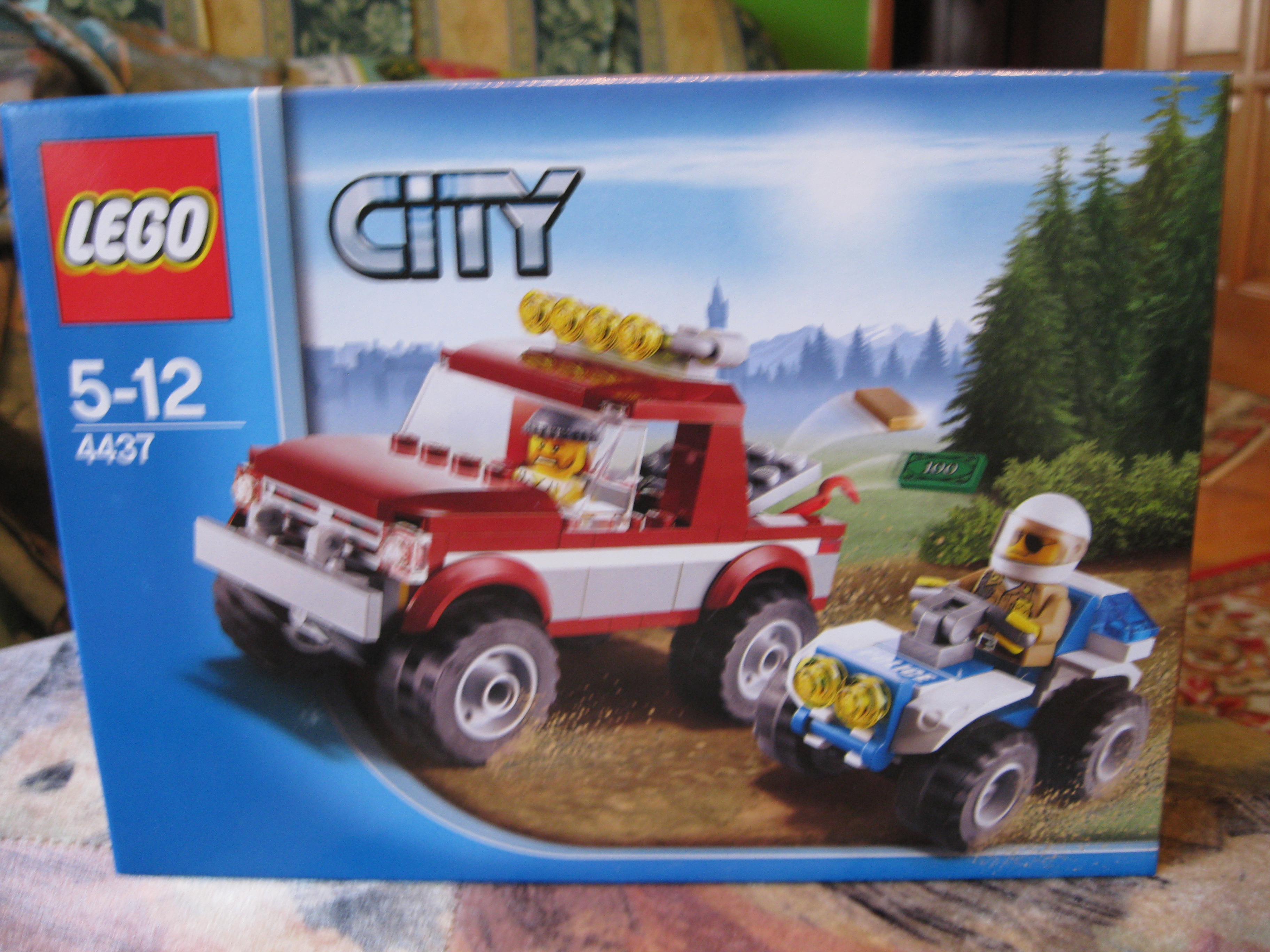4437box.jpg