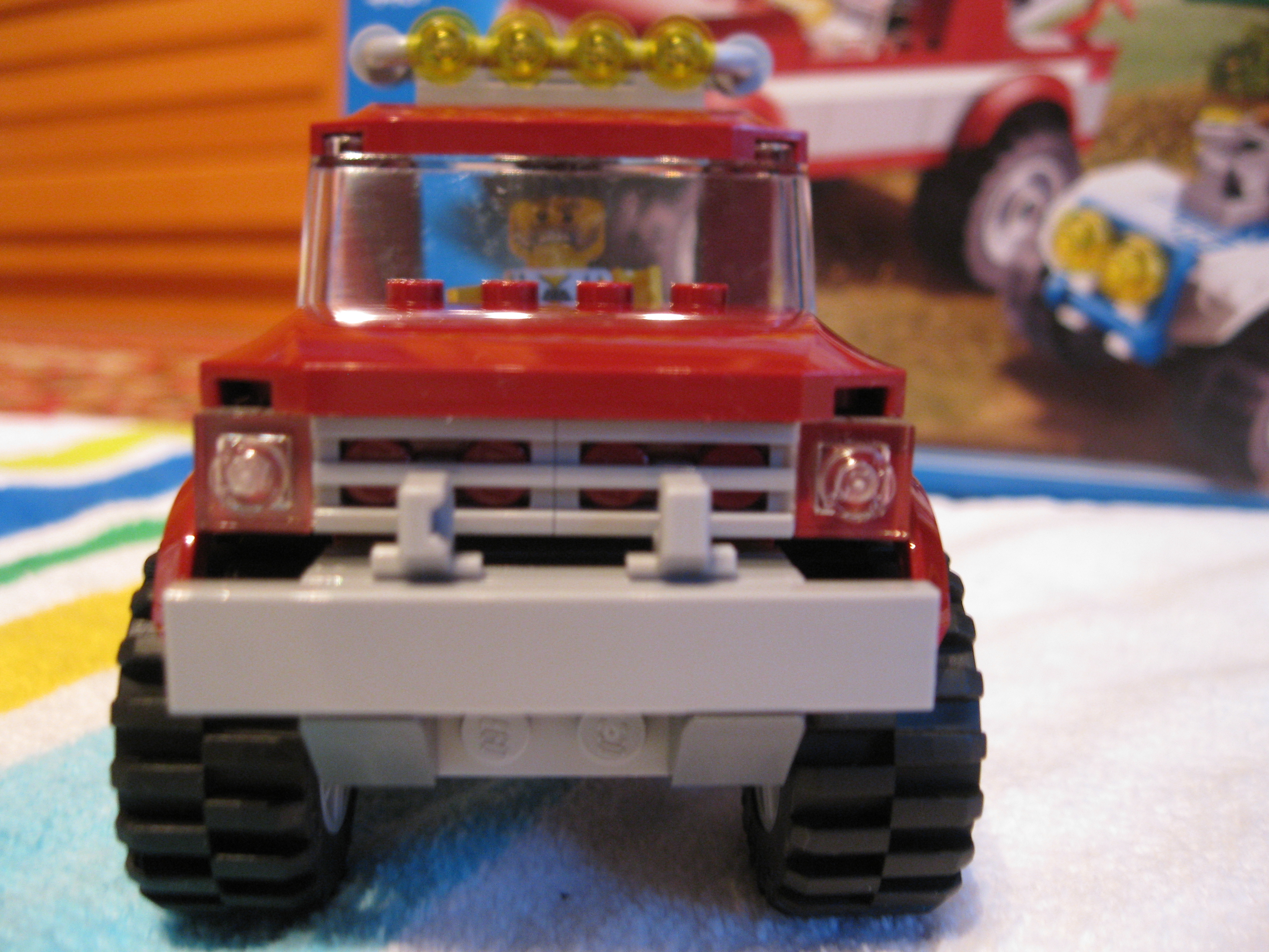 4437jeepfront.jpg