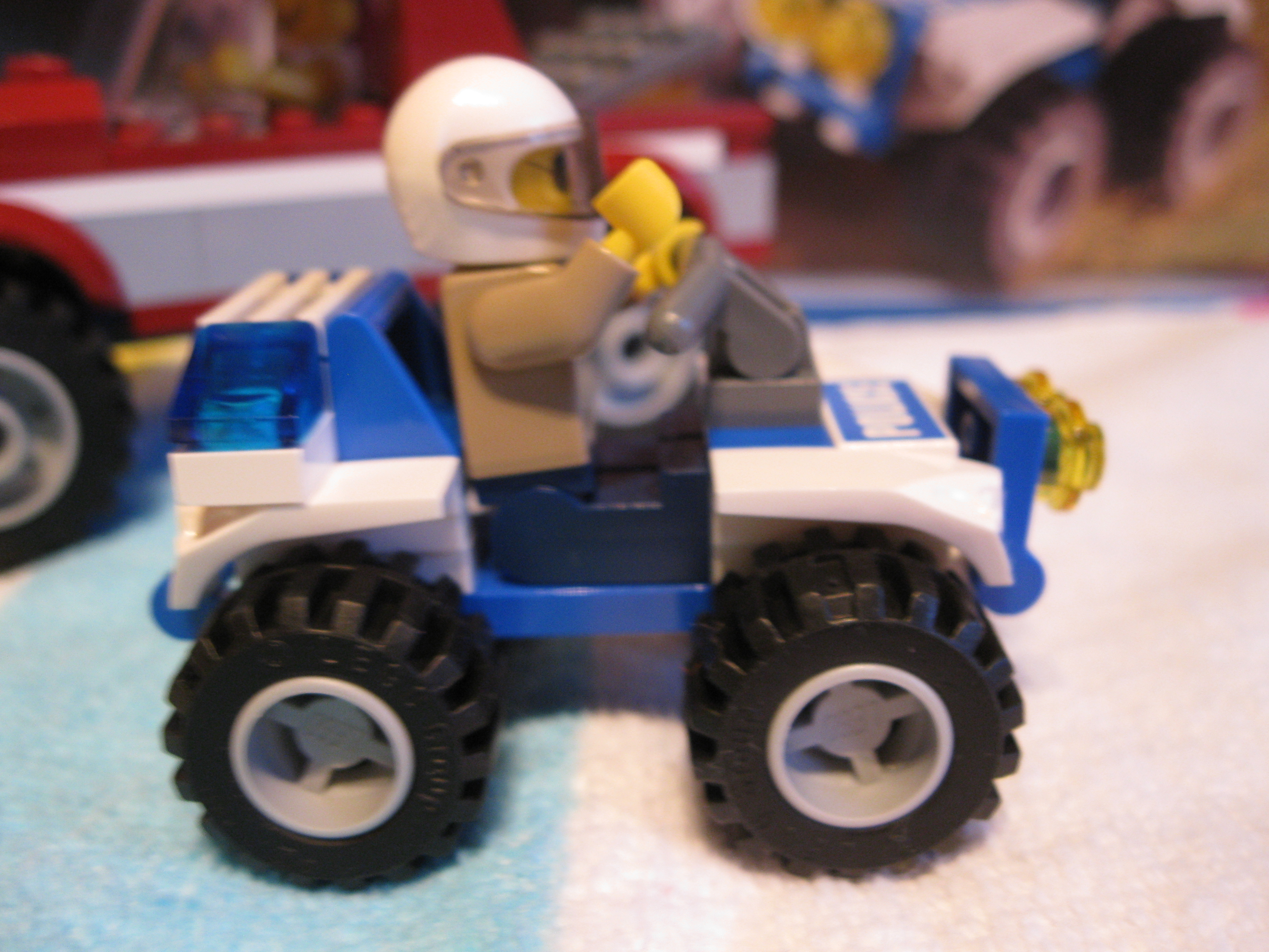 4437quadright.jpg
