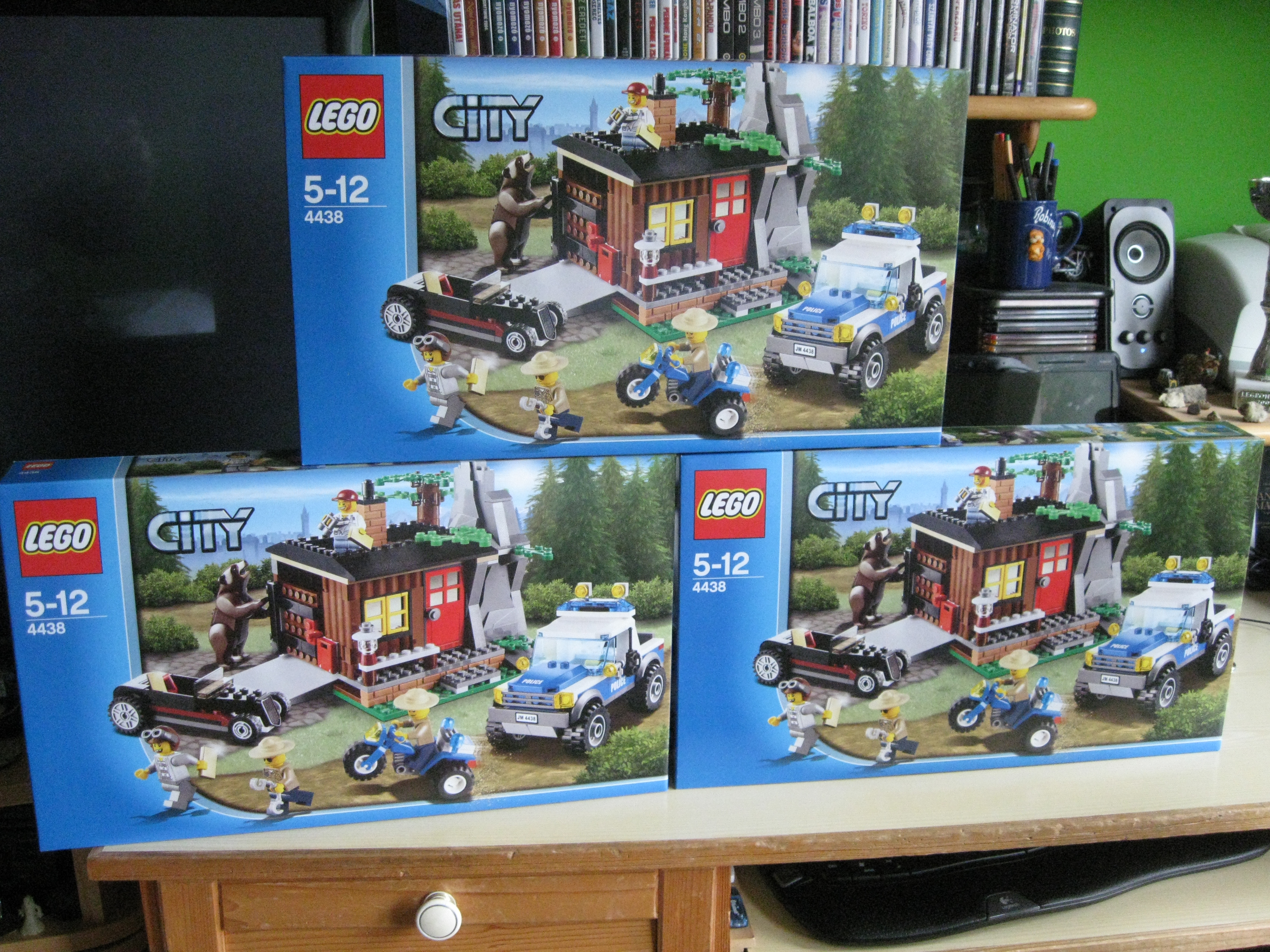 4438box8.jpg
