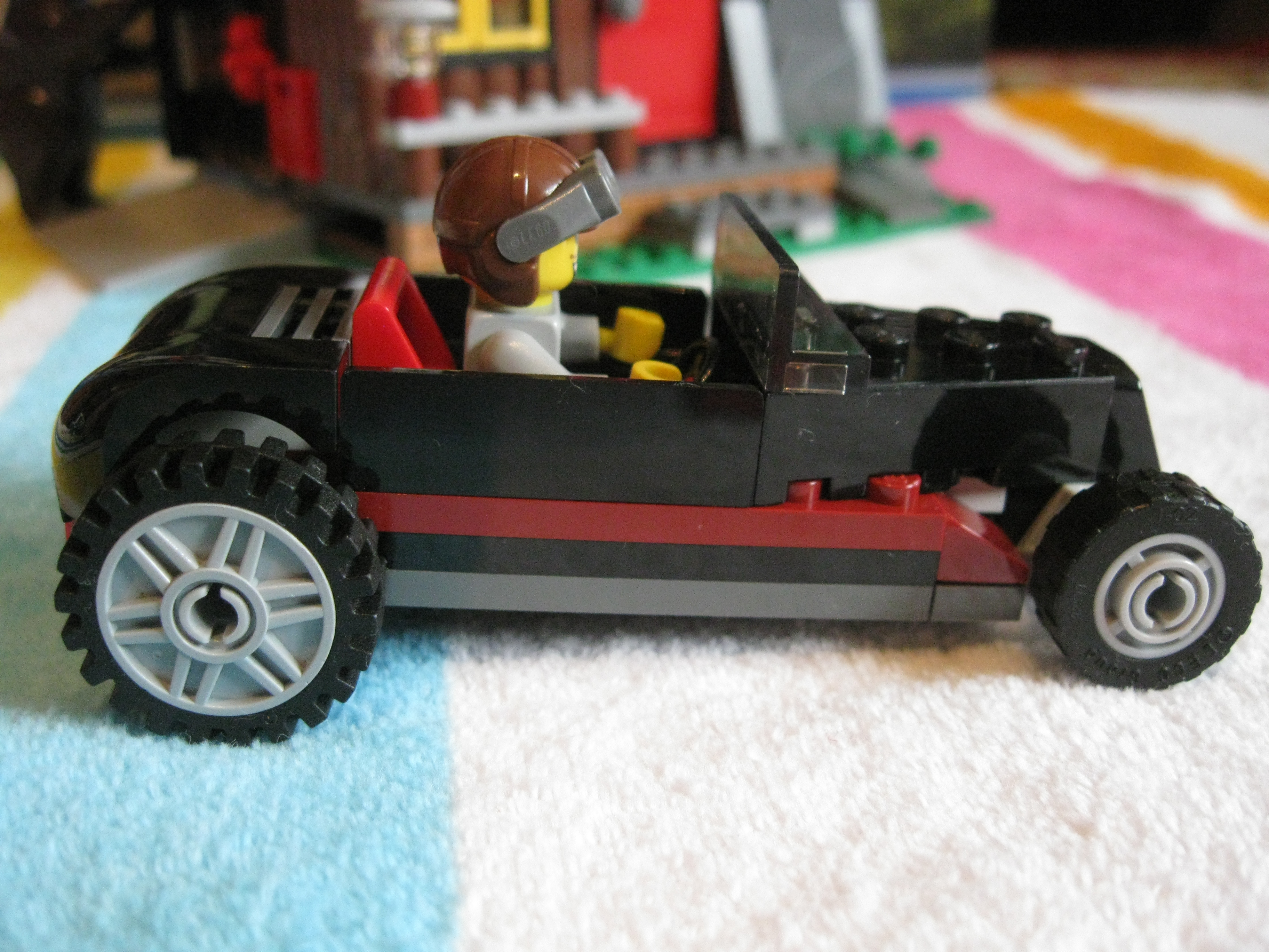 4438hotrodright2.jpg