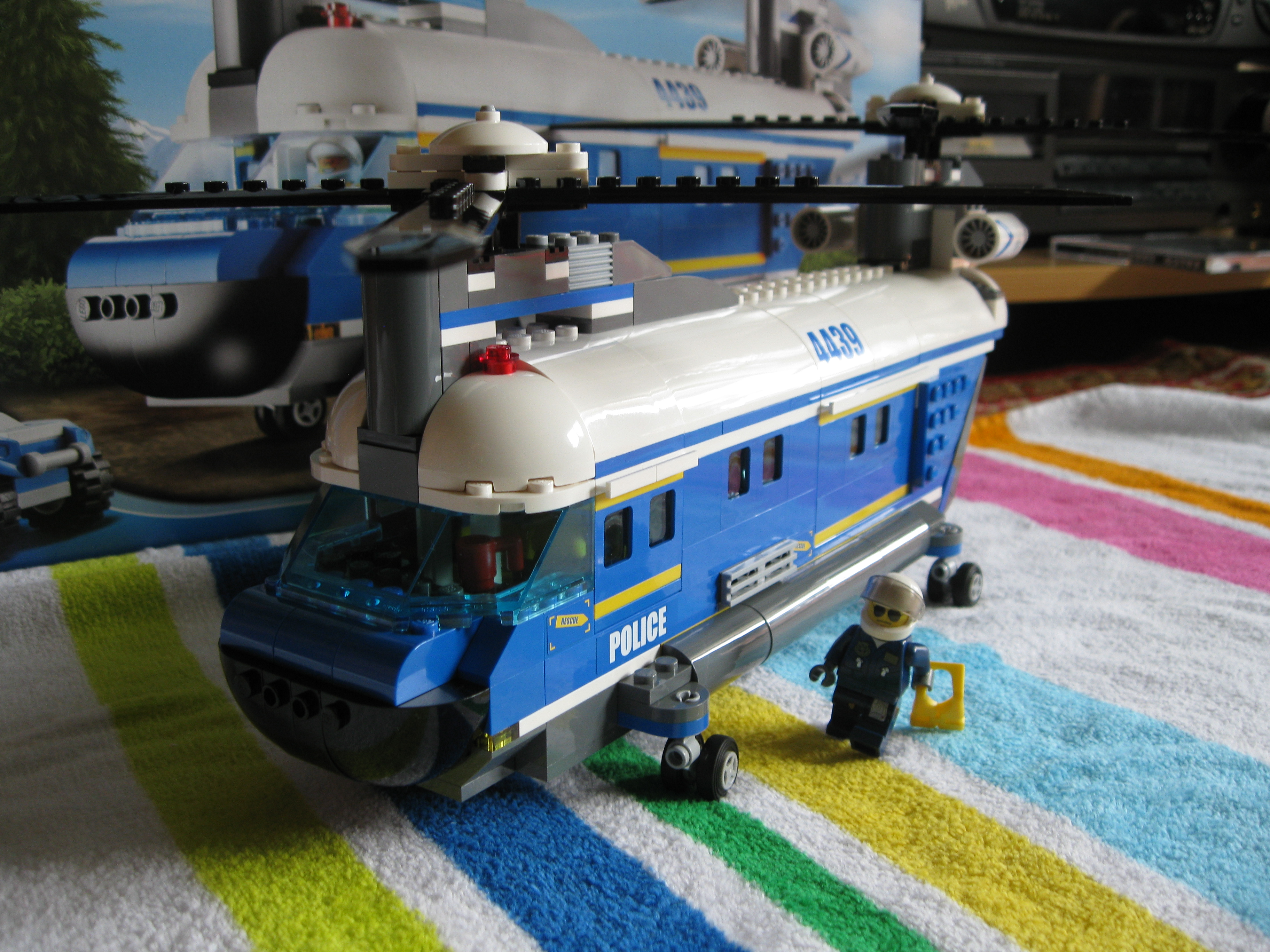 4439helicopter.jpg
