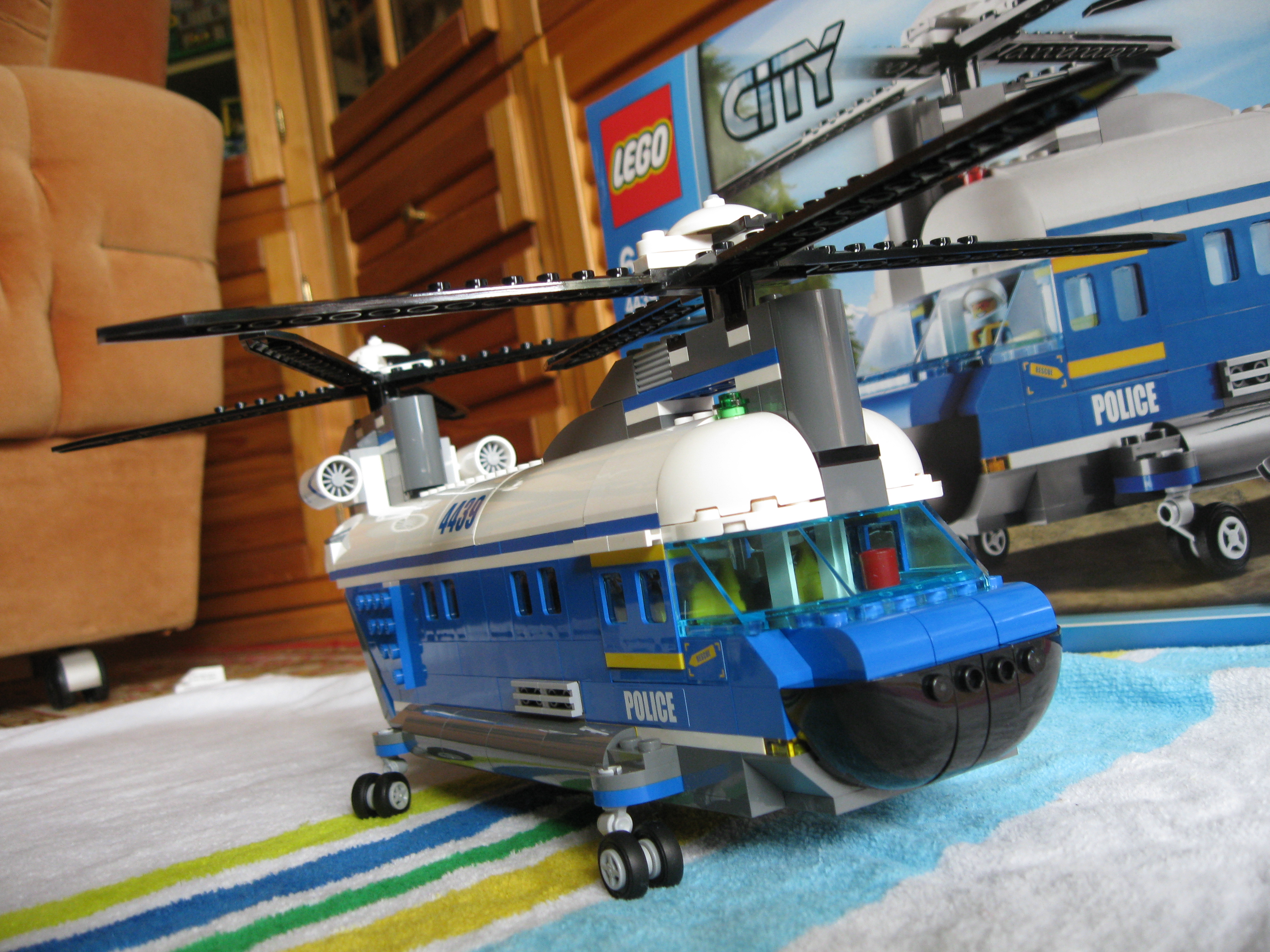 4439helicopterside5.jpg
