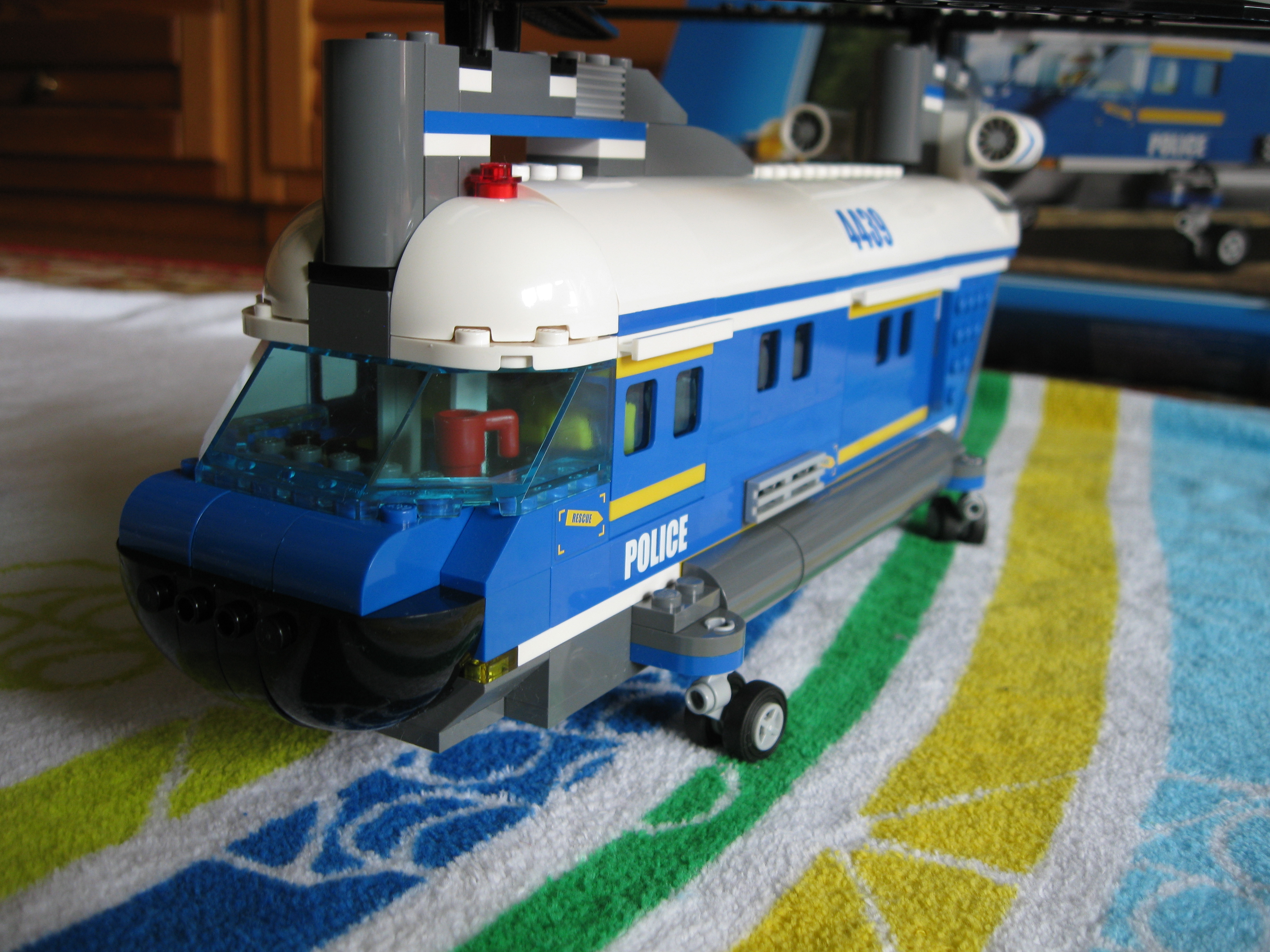 4439helicopterside7.jpg