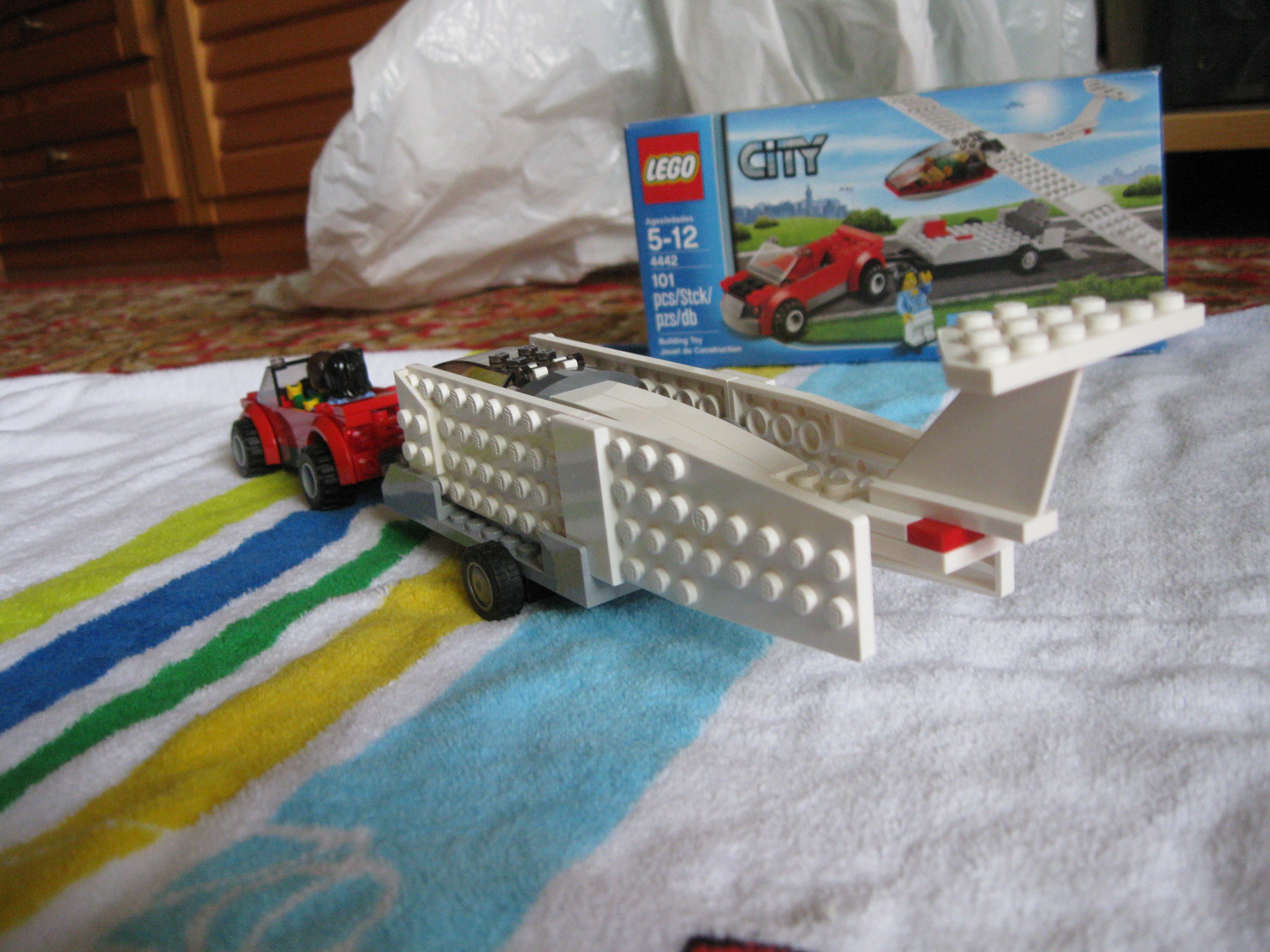 4442carwithtrailerandglider4.jpg