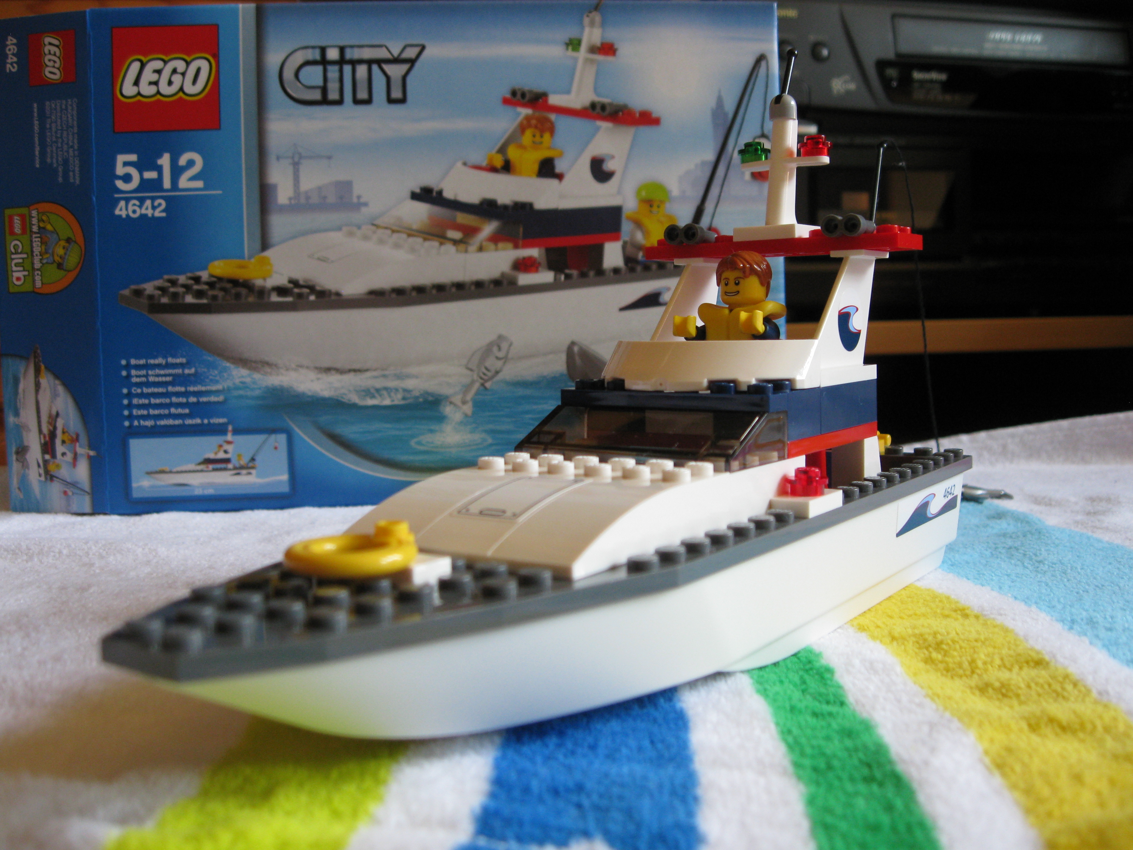 4642side.jpg