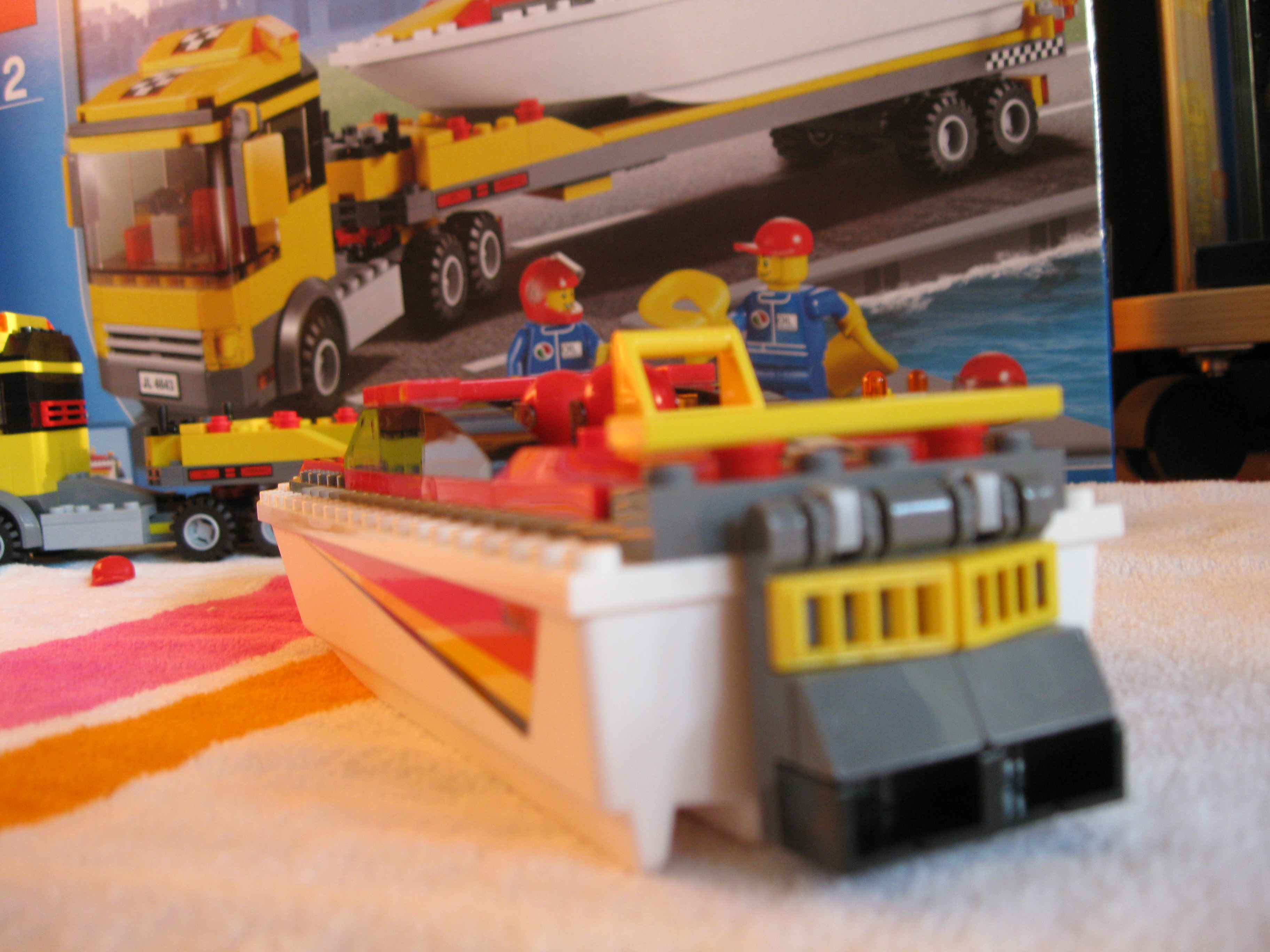 4643boatside5.jpg