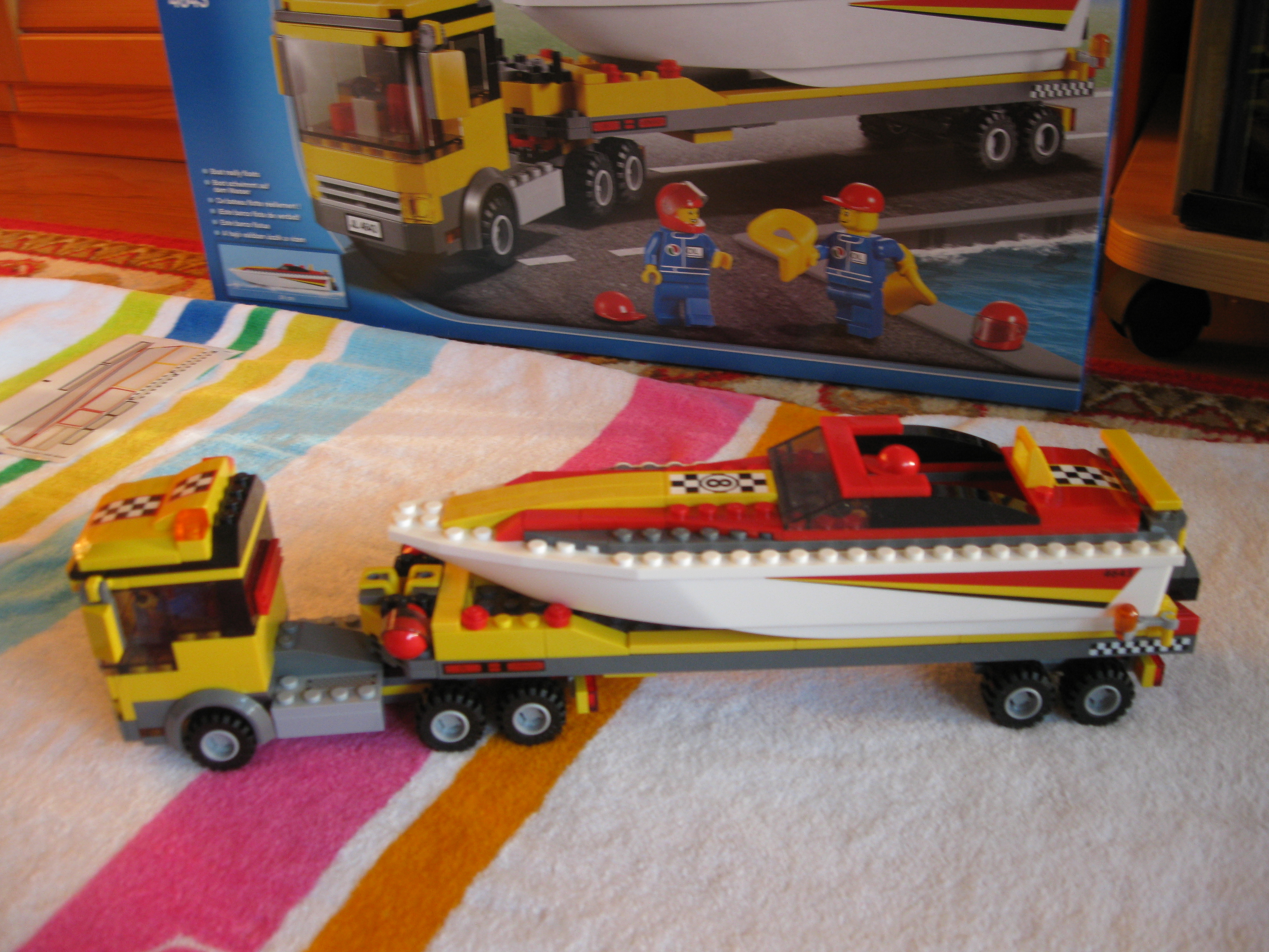 4643truckwithtrailerandboatleft.jpg