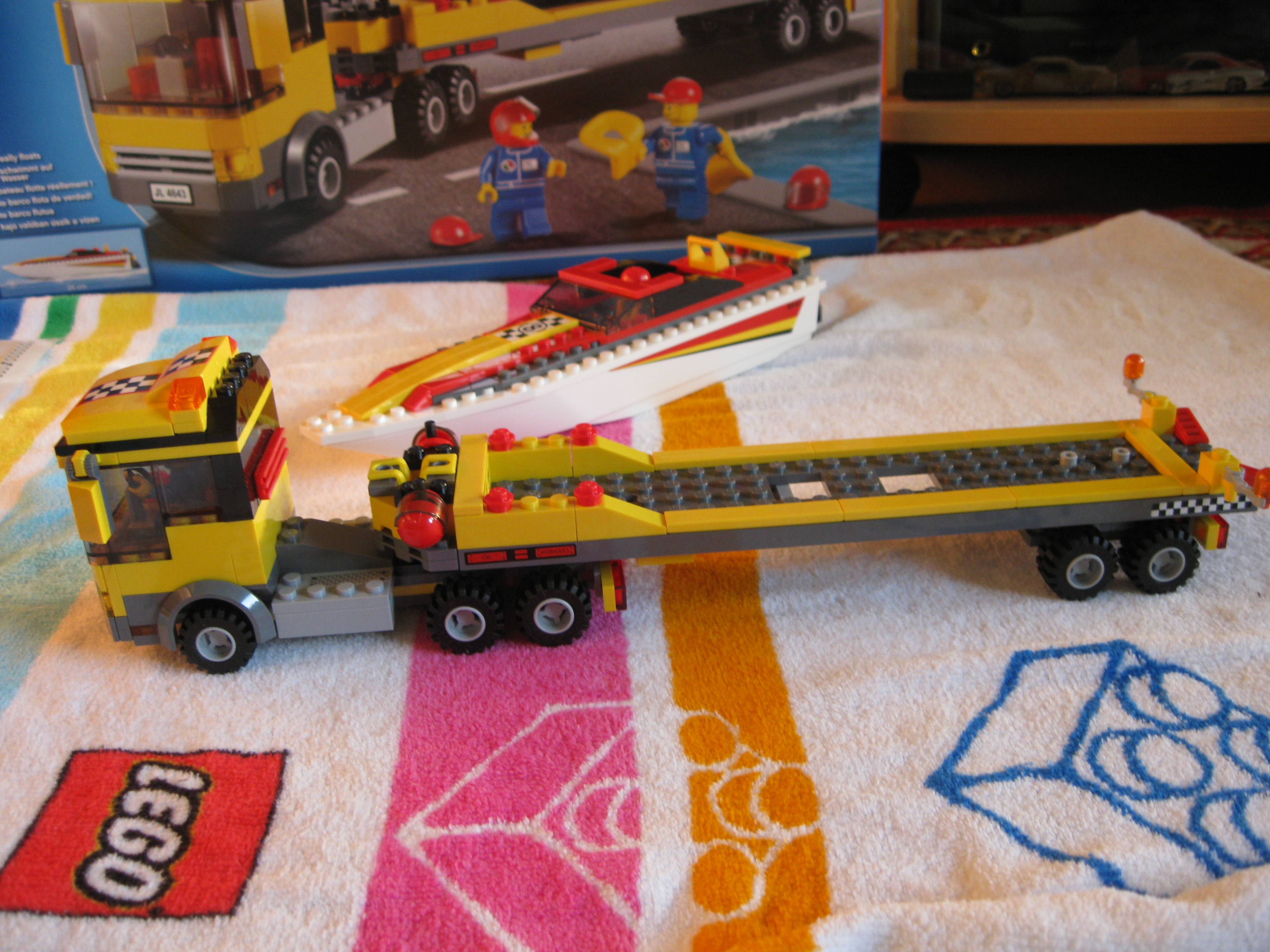 4643truckwithtrailerleft.jpg