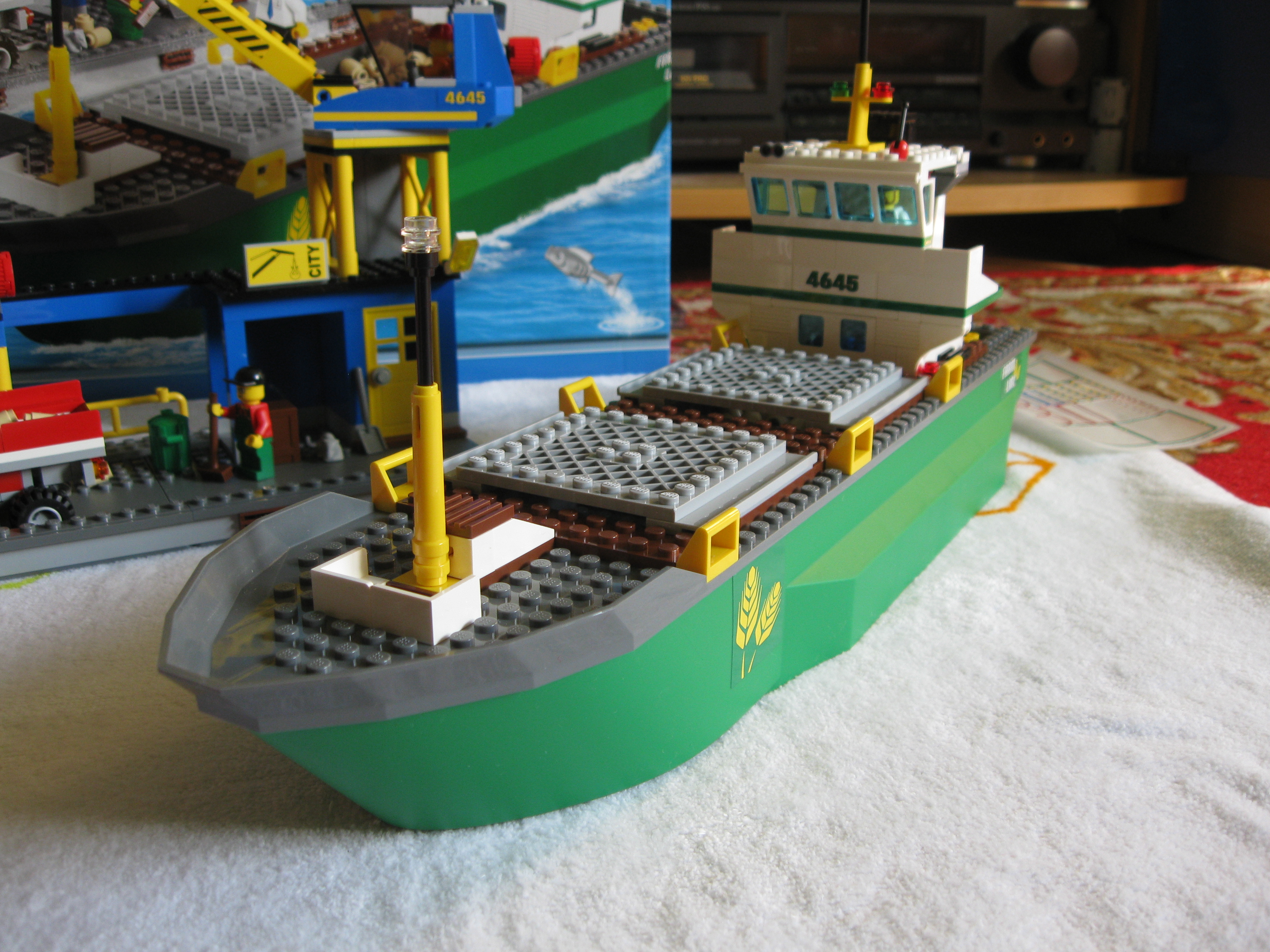 4645ship.jpg