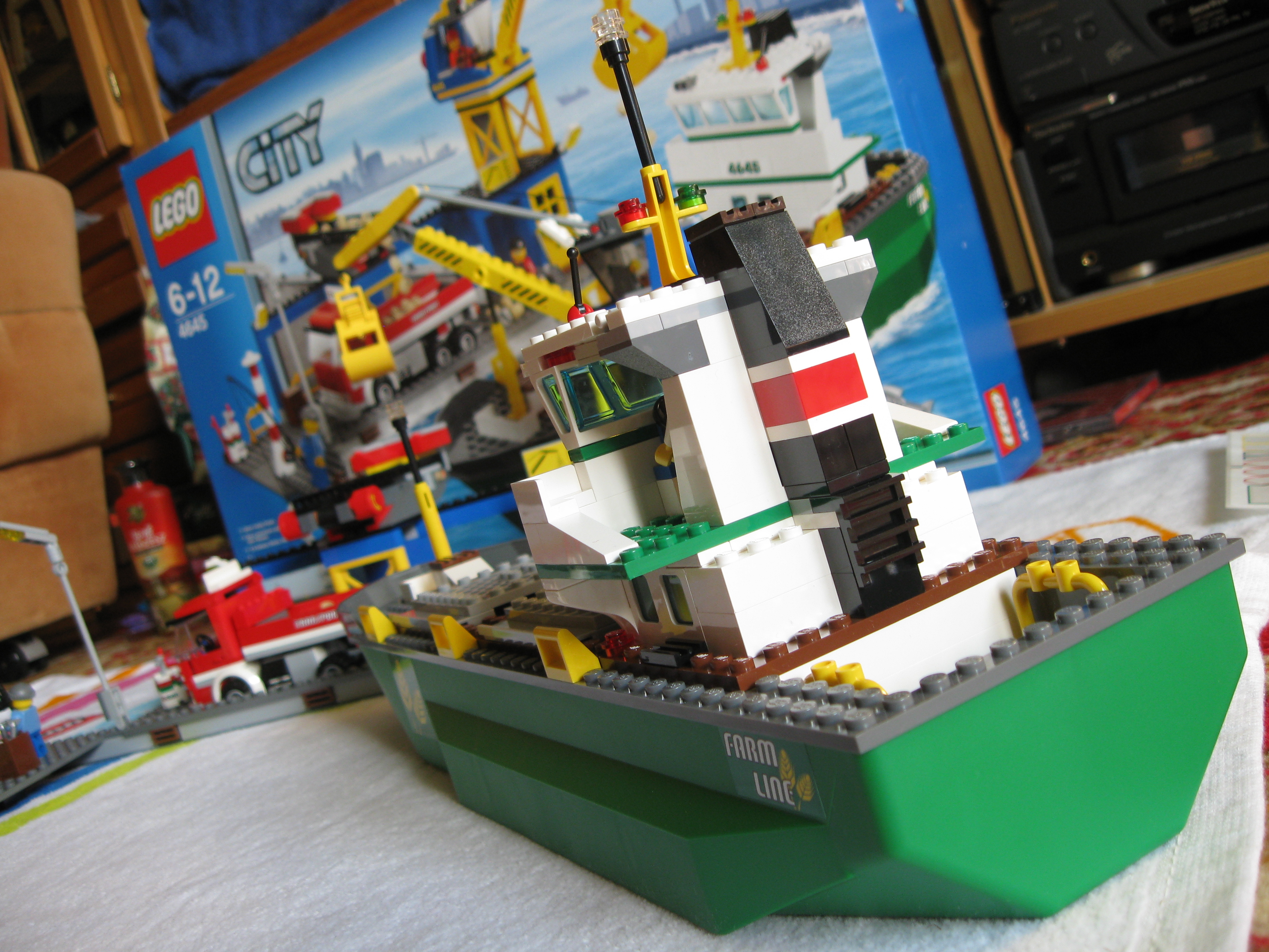 4645shipside4.jpg