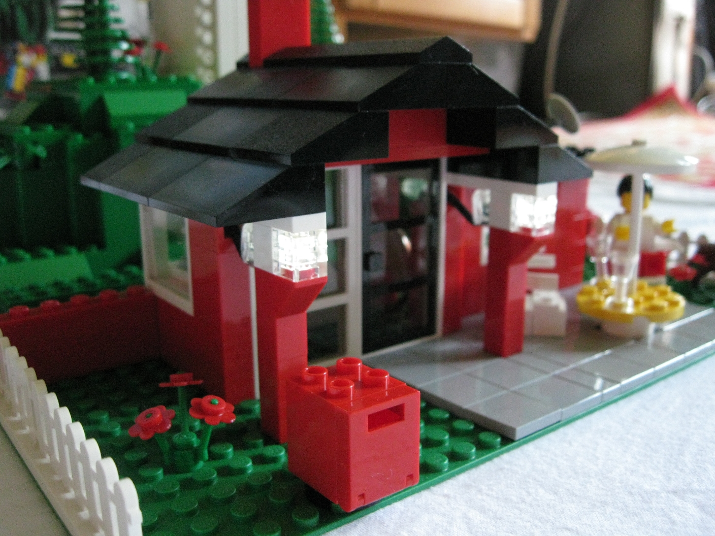 4999houseside.jpg