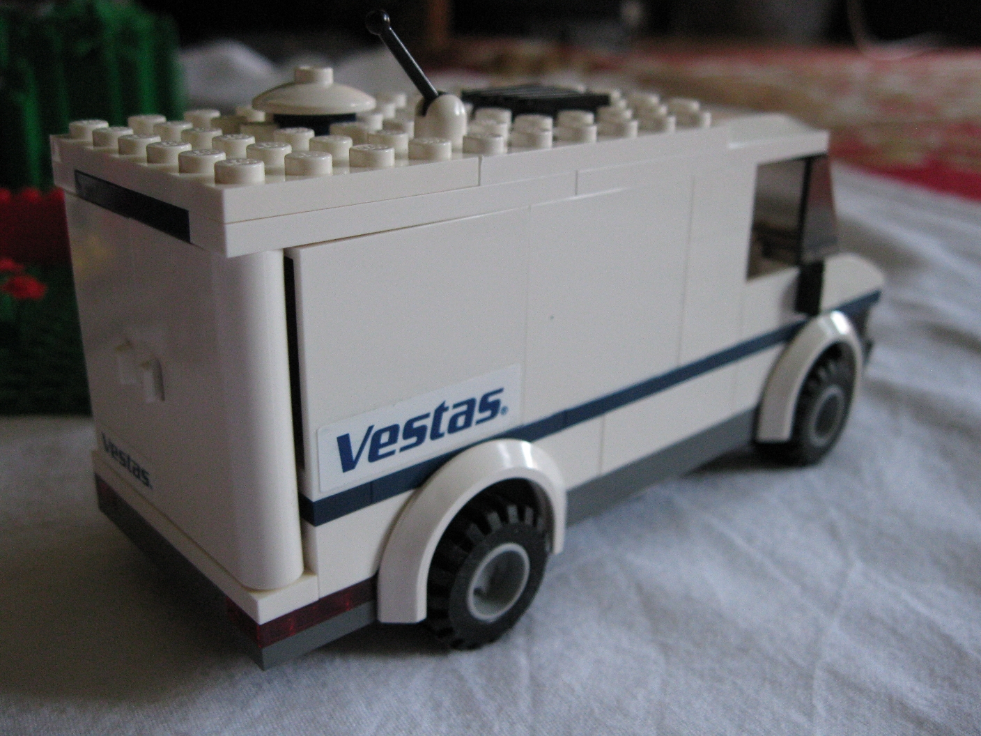 4999vanside4.jpg
