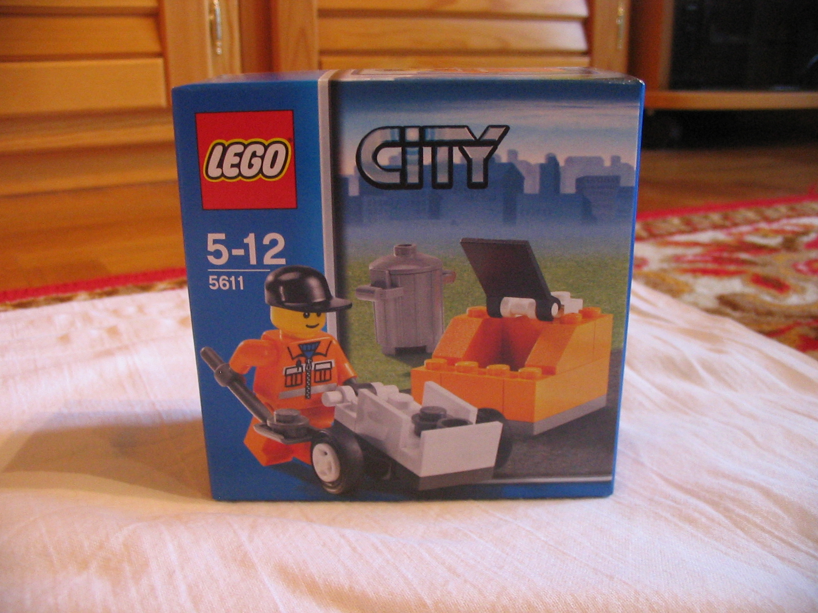 5611box.jpg