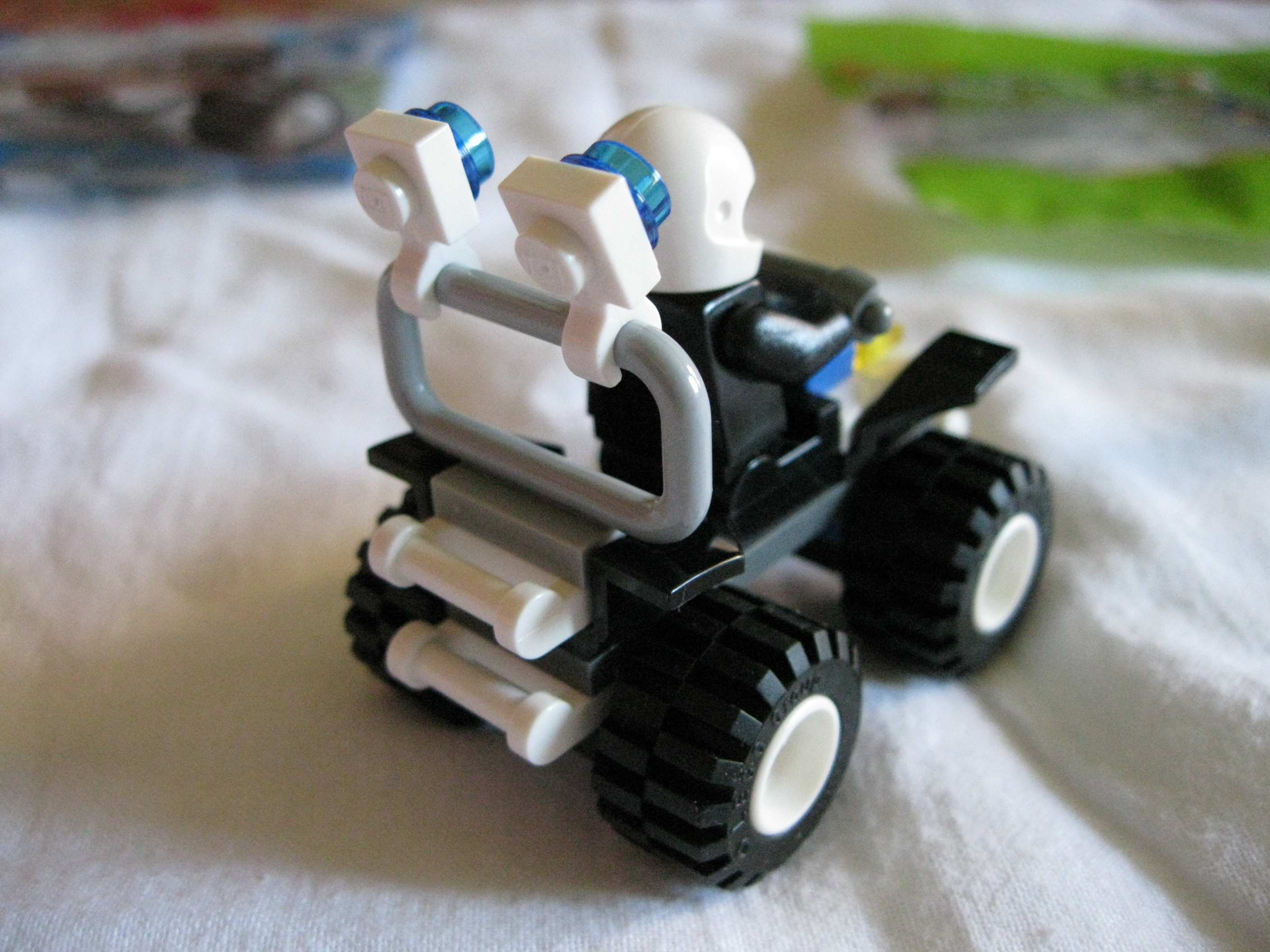 5625side3.jpg