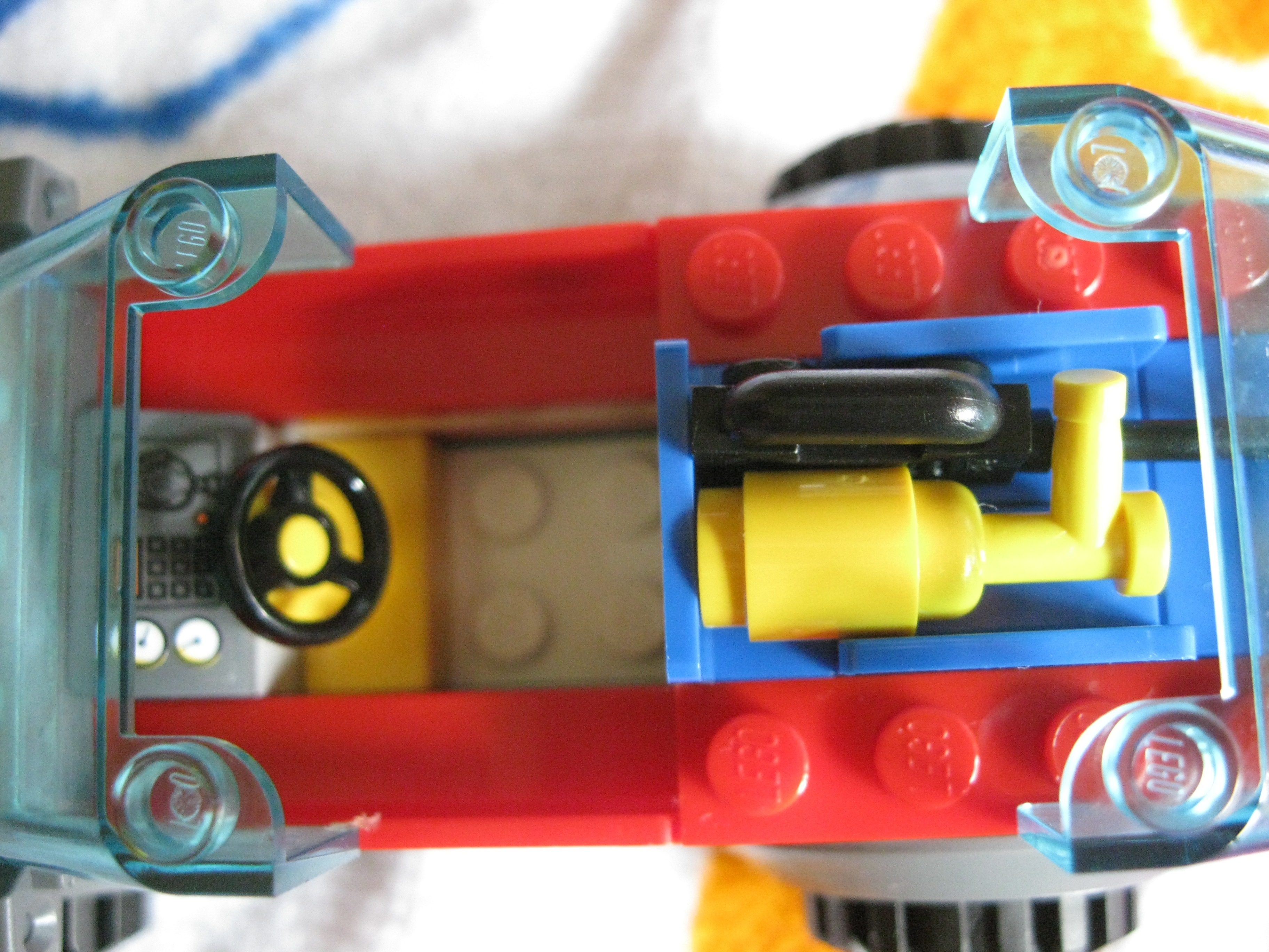 60001carinside.jpg