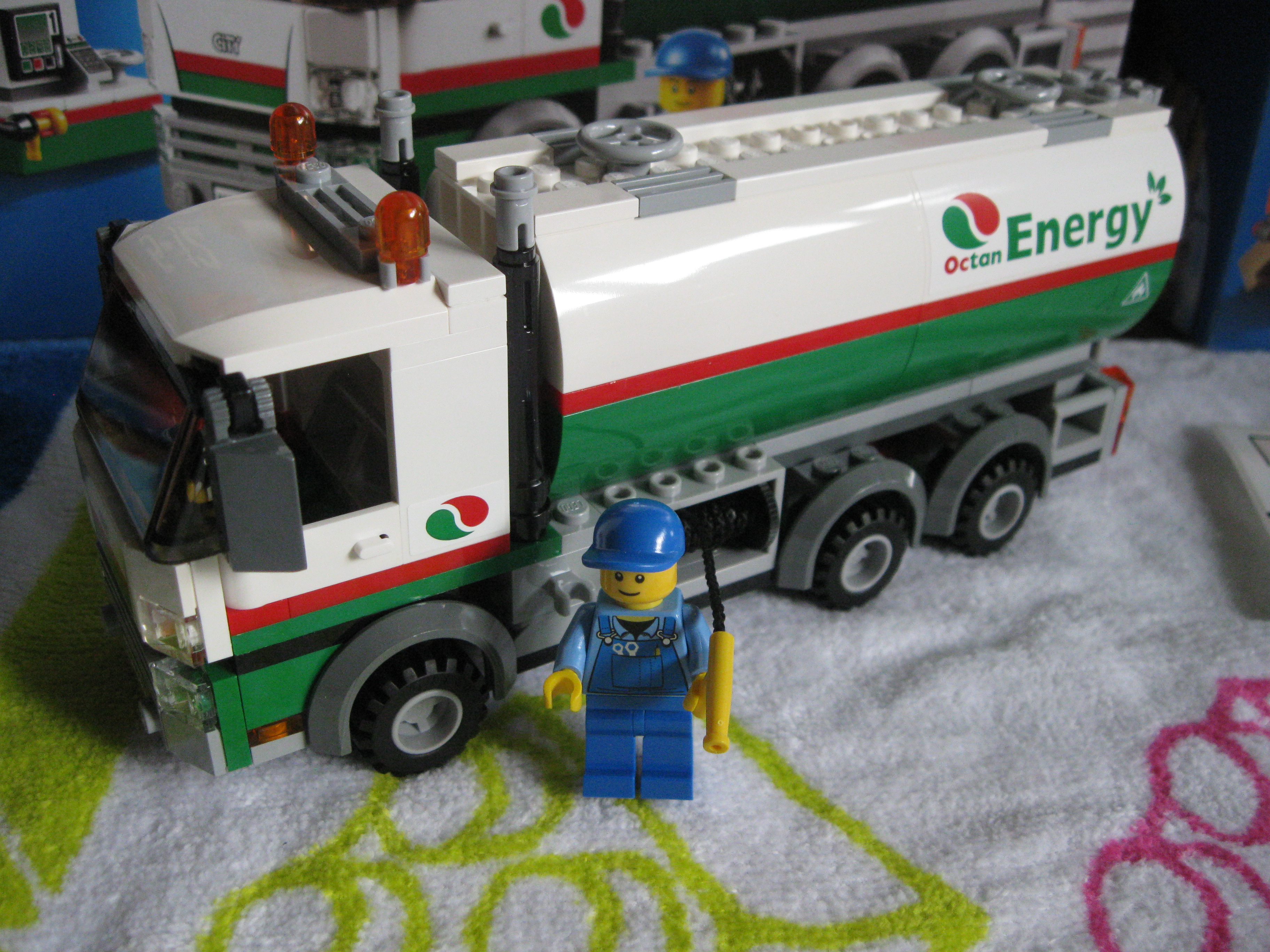 60016tanker.jpg