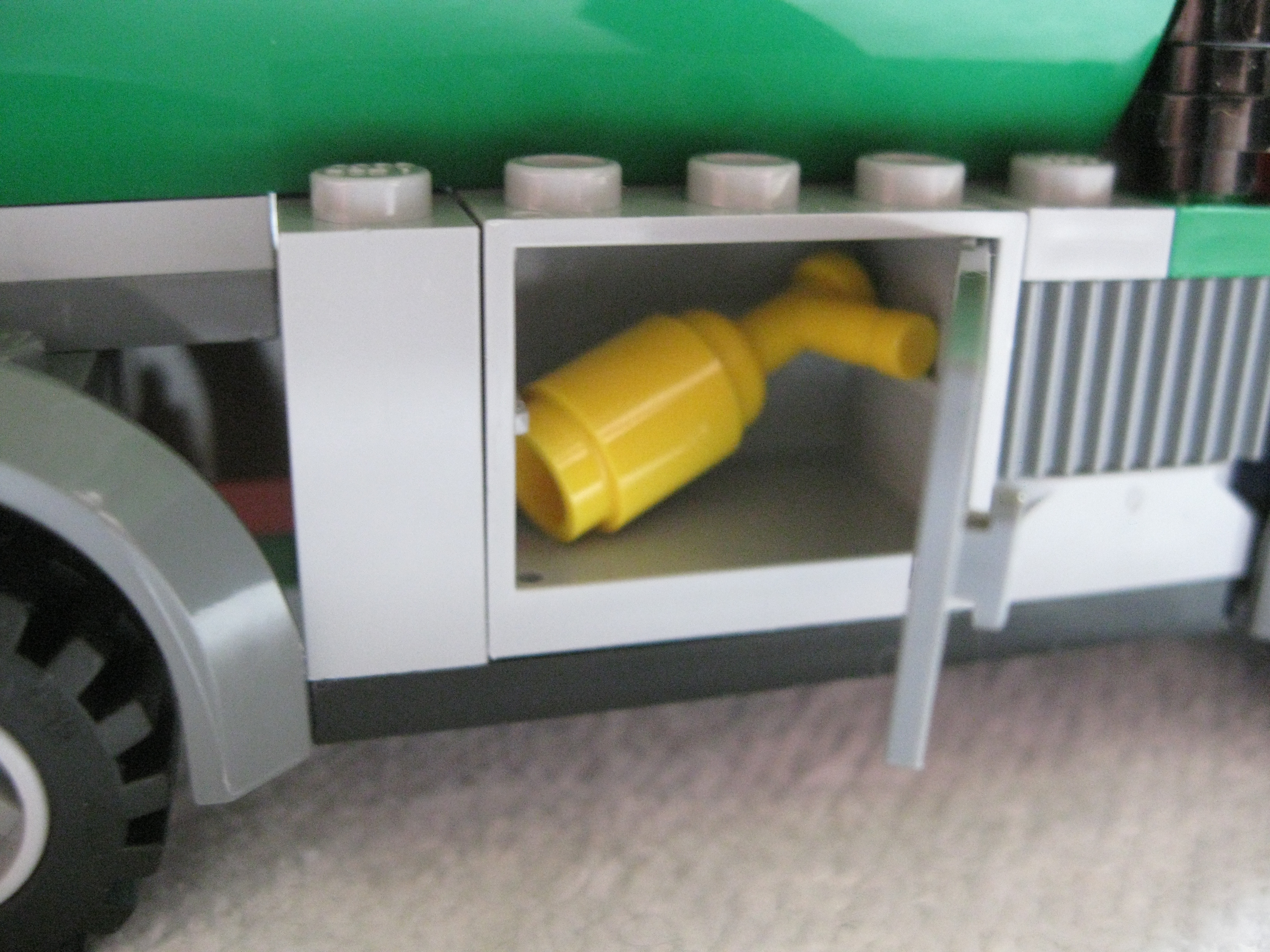 60016tanker12.jpg