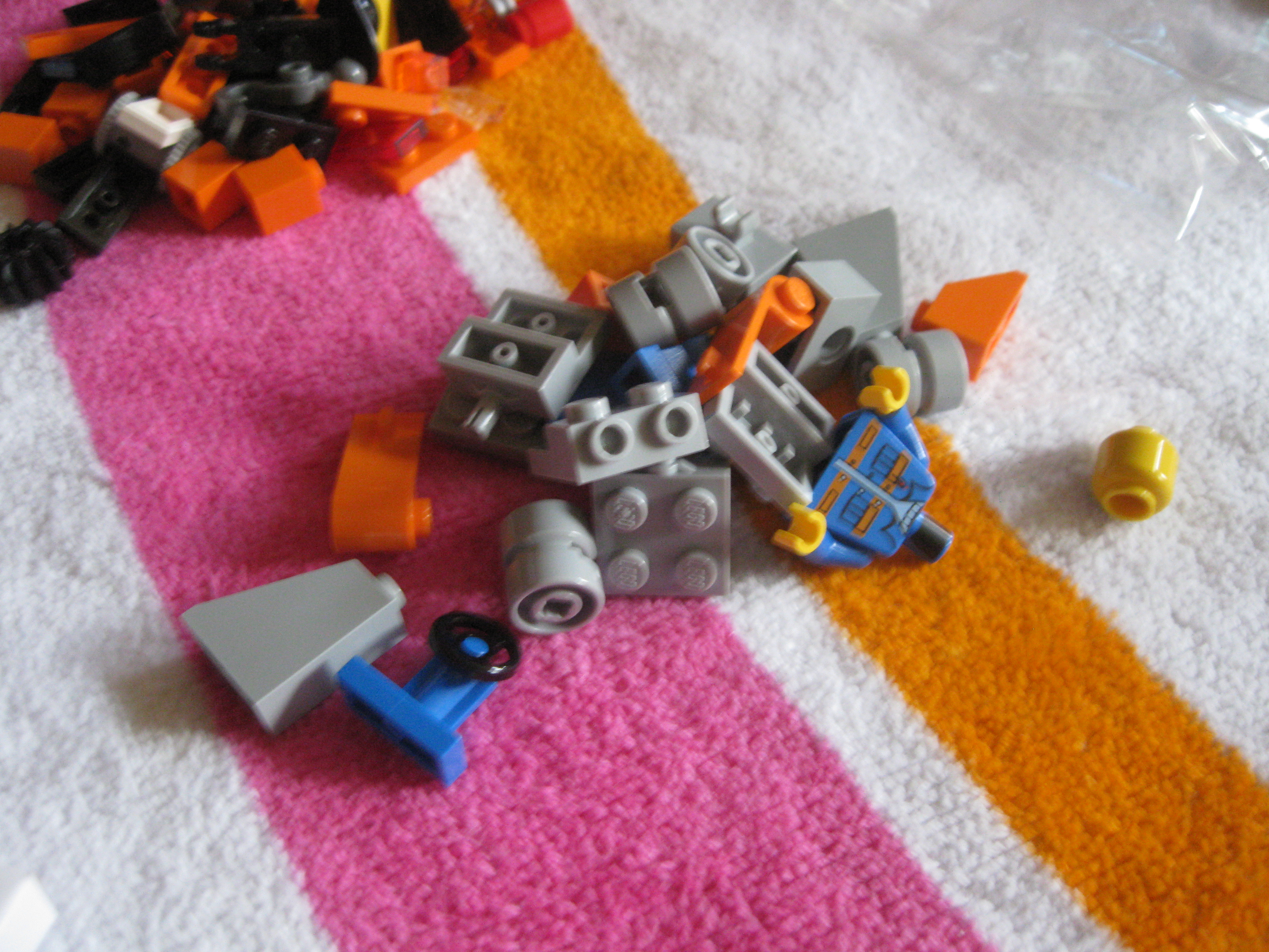 60017f.jpg