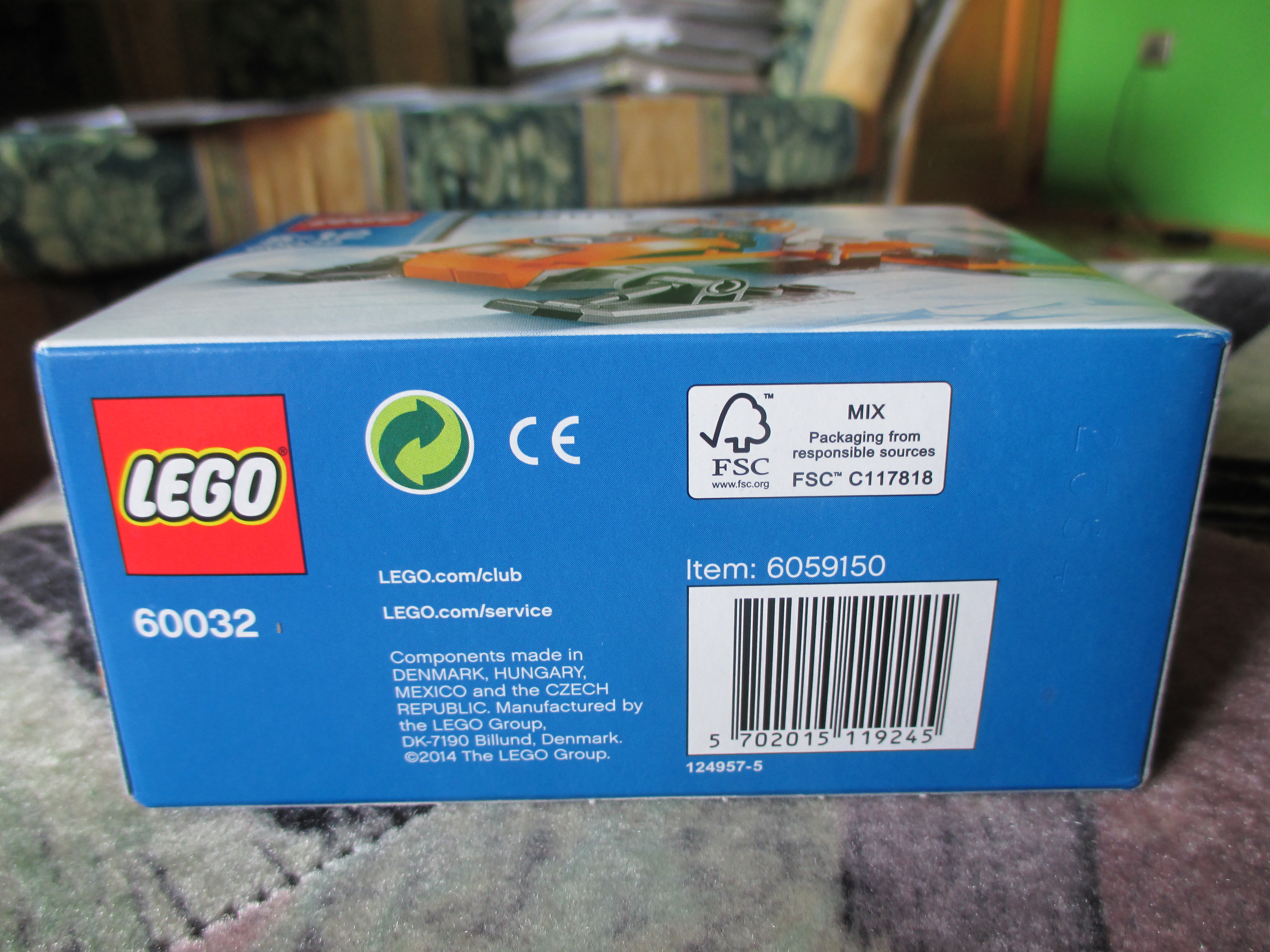 60032box6.jpg